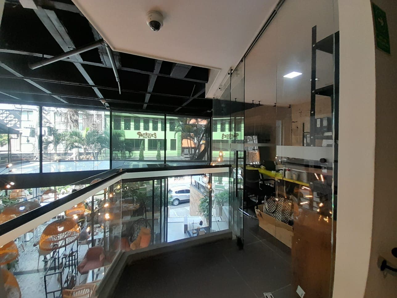 Local en arriendo en El Poblado, Medellín — foto 5 de 8