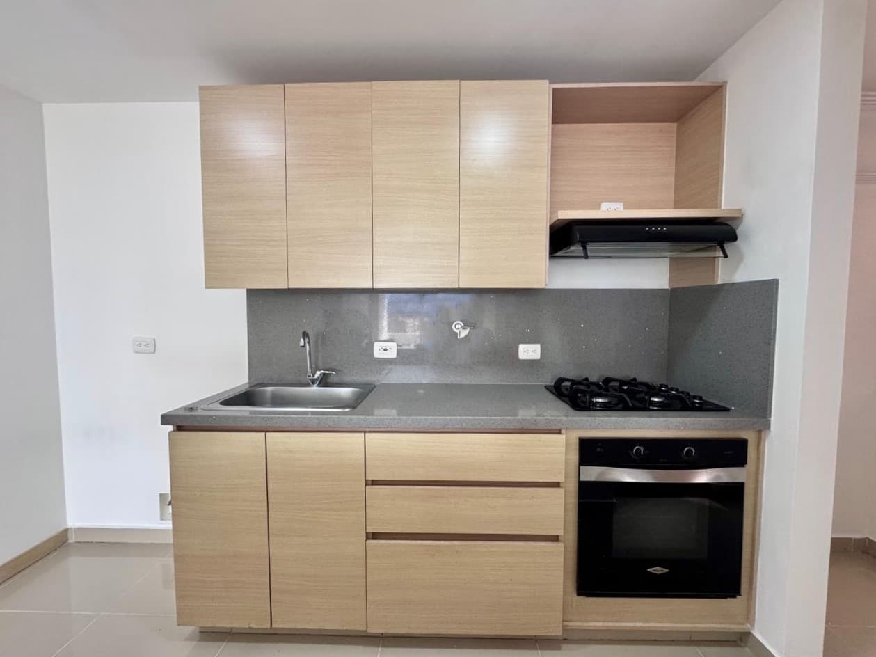Apartamento en arriendo en Jardines, Envigado — foto 4 de 17