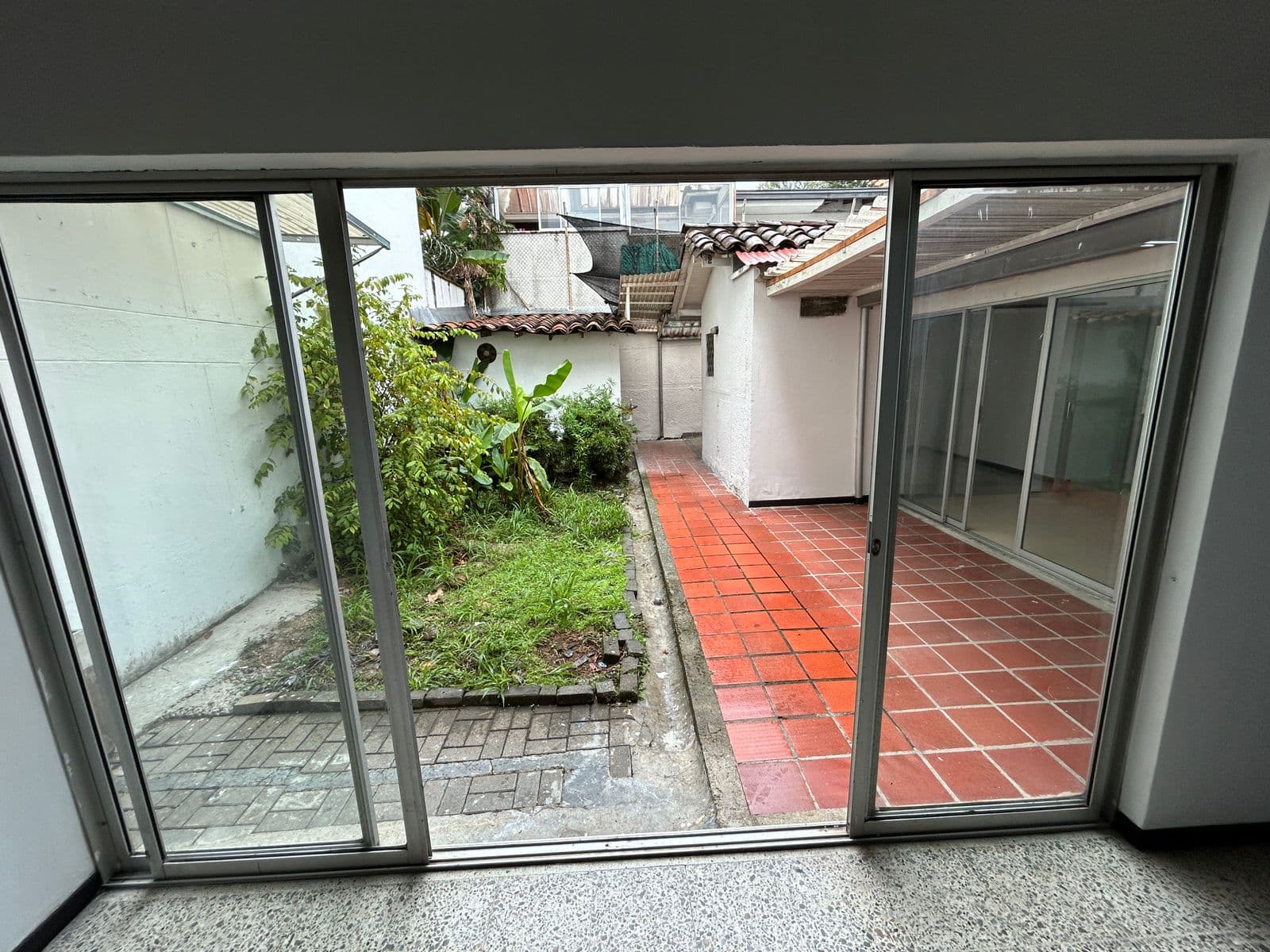Local en arriendo en Patio Bonito, El Poblado, Medellín — foto 3 de 9