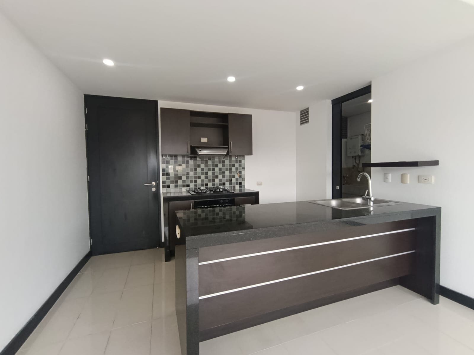 Apartaestudio en arriendo en Alejandría, El Poblado, Medellín — foto 4 de 12