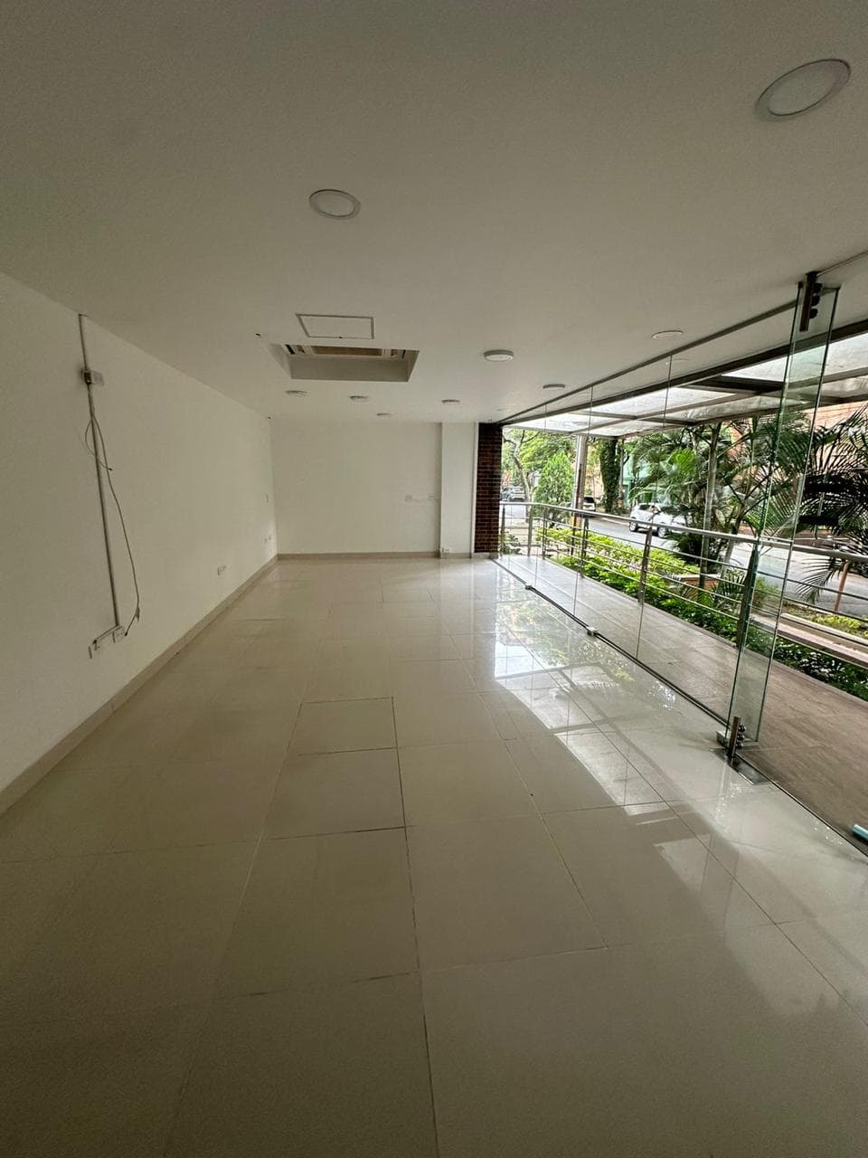Local en arriendo en San Joaquín Laureles, Medellín — foto 4 de 8