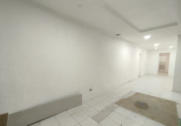 Local en arriendo en La Candelaria, Centro, Medellín — foto 2 de 10