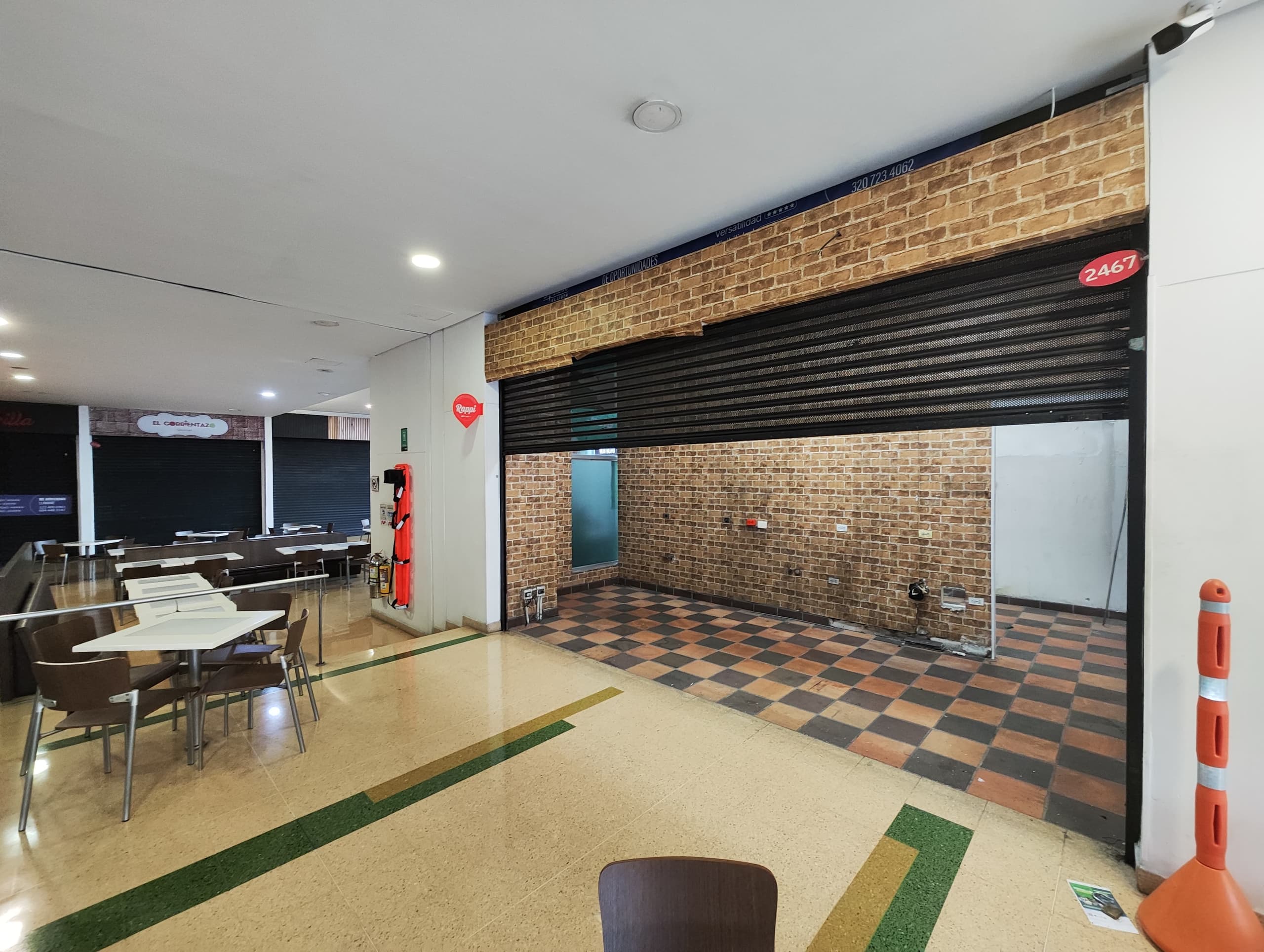 Local en arriendo en San Diego, El Poblado, Medellín — foto 1 de 10