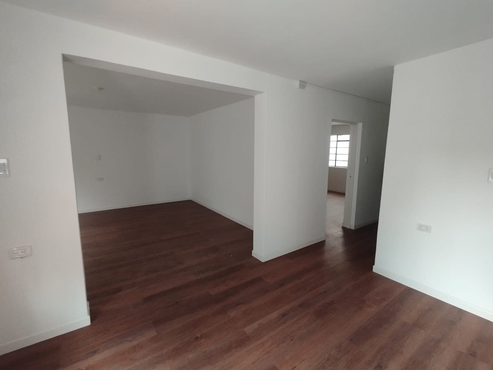 Casa Comercial en arriendo en Manila, El Poblado, Medellín — foto 2 de 13