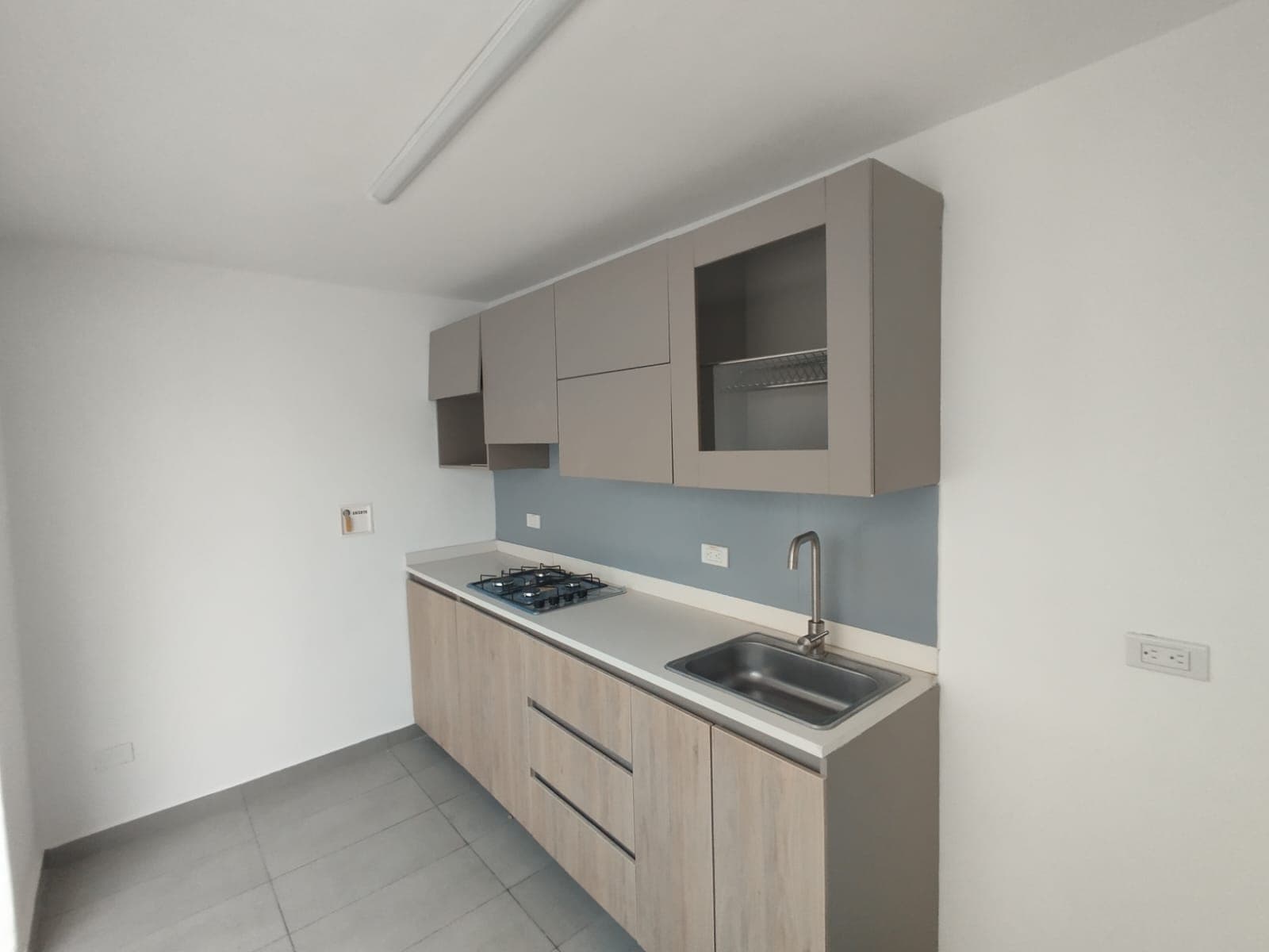 Casa Comercial en arriendo en Manila, El Poblado, Medellín — foto 3 de 13