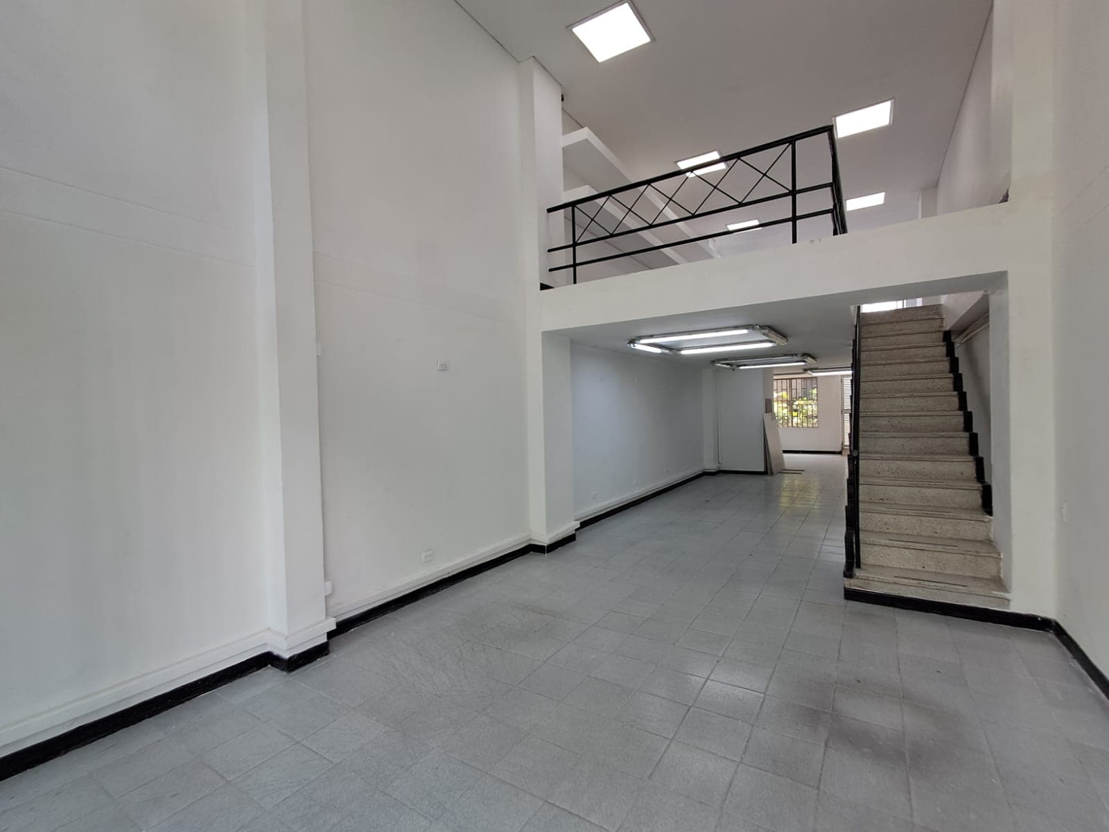 Local en arriendo en Laureles, Medellín — foto 4 de 20