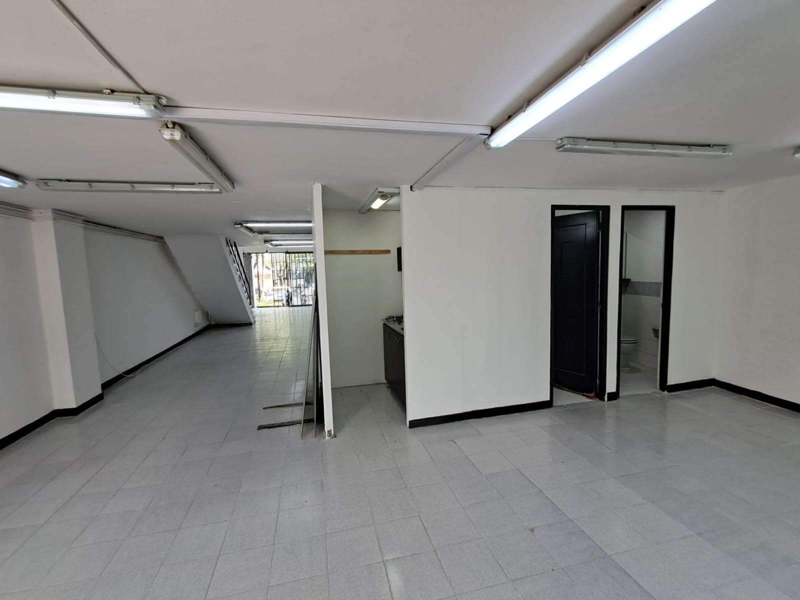 Local en arriendo en Laureles, Medellín — foto 5 de 20