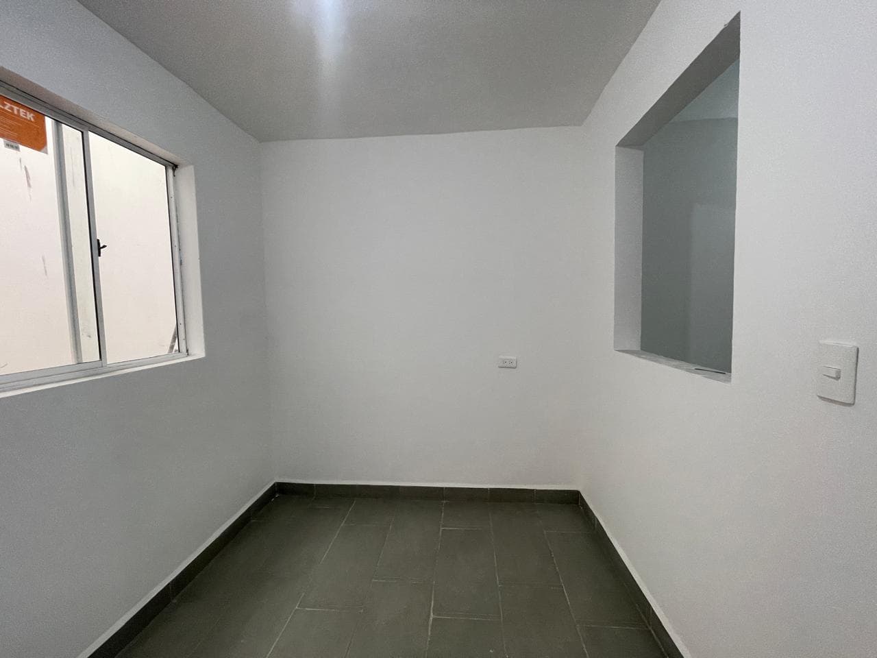 Casa Comercial en arriendo en Calasanz, La America, Medellín — foto 3 de 20