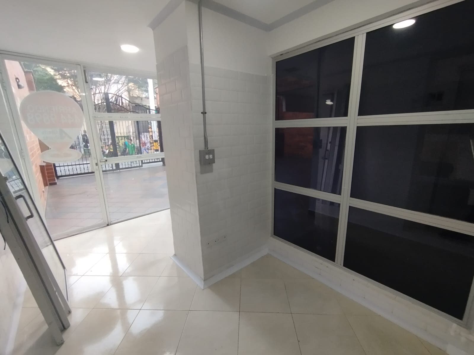 Local en arriendo en Bombona, Centro, Medellín — foto 4 de 12