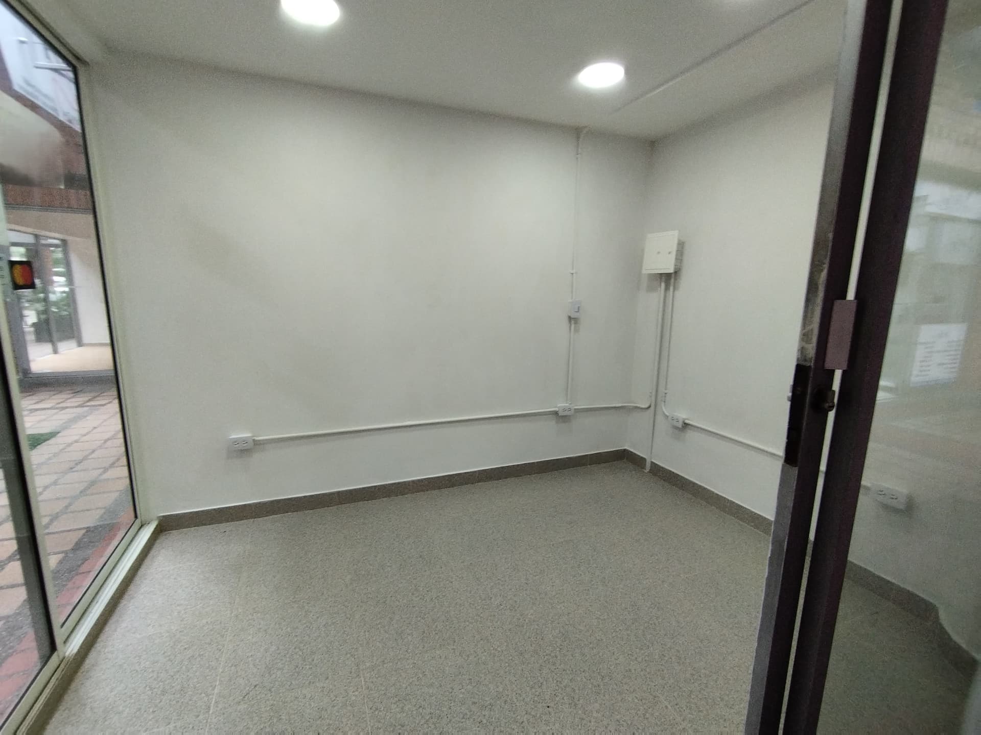 Local en arriendo en San Diego, El Poblado, Medellín — foto 1 de 6