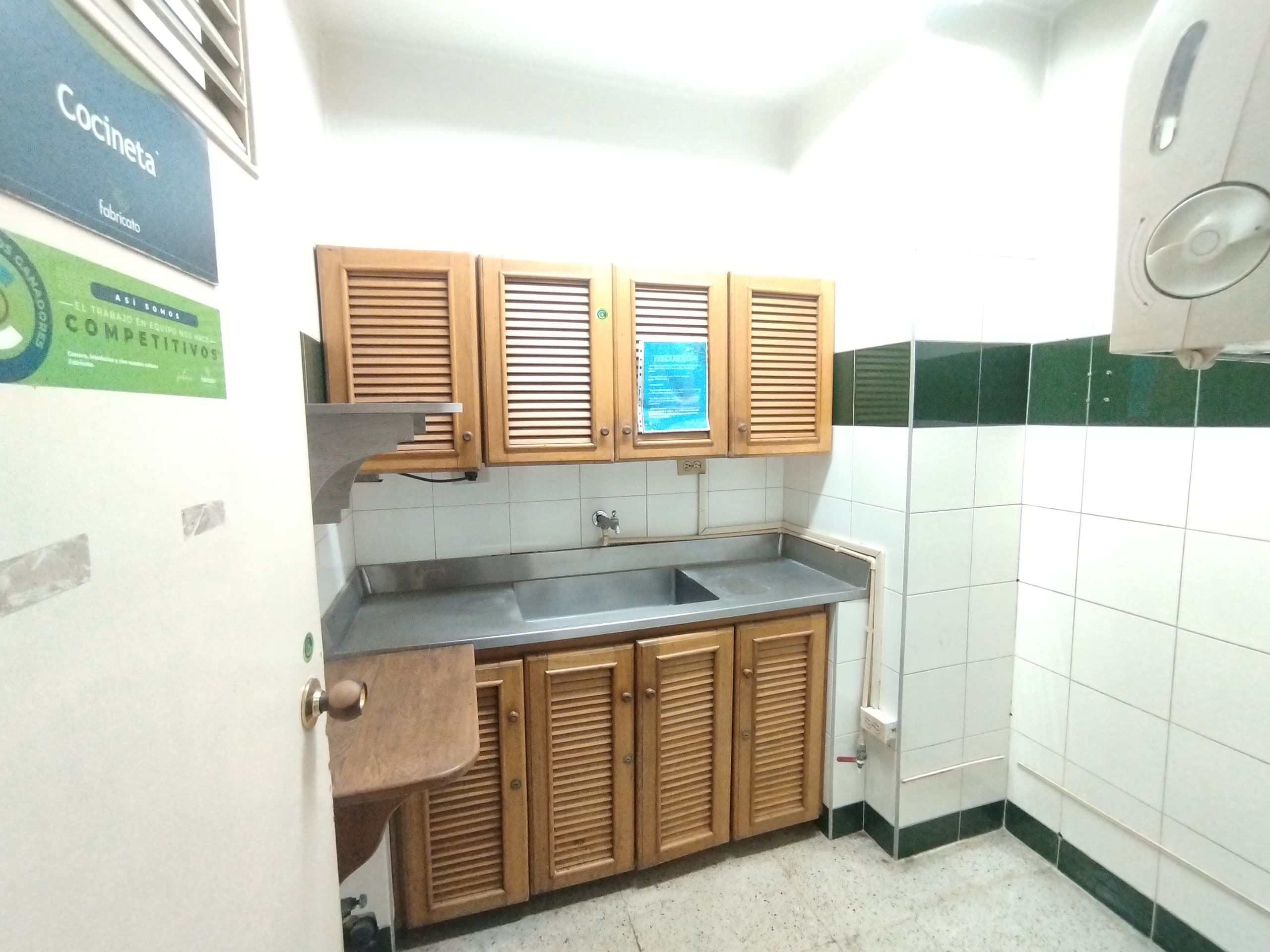 Bodega en arriendo en San Jose Obrero, Bello — foto 4 de 20