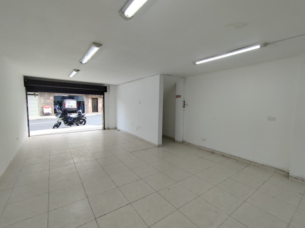 Local en arriendo en Itagui — foto 1 de 8