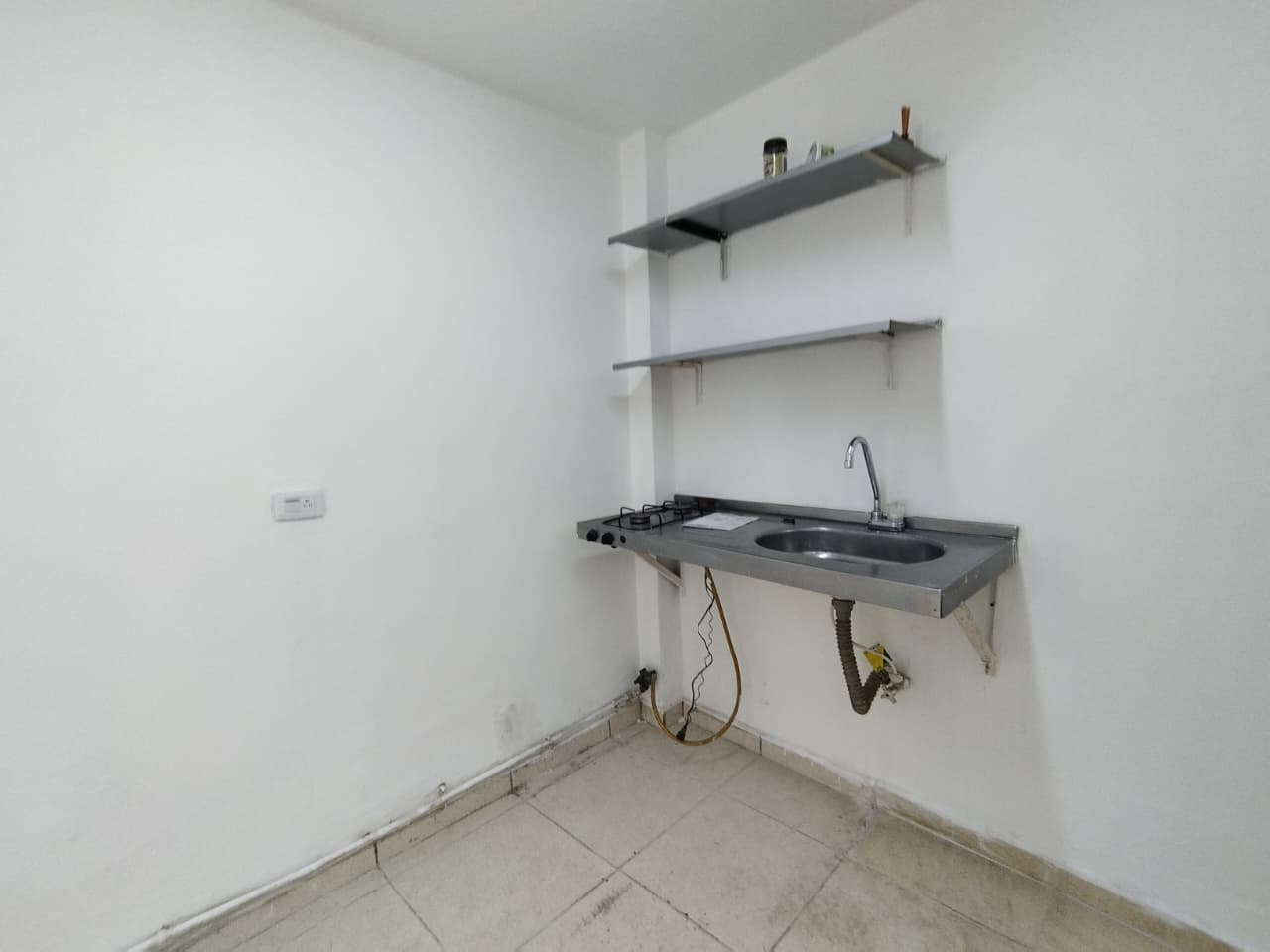 Local en arriendo en Itagui — foto 2 de 8