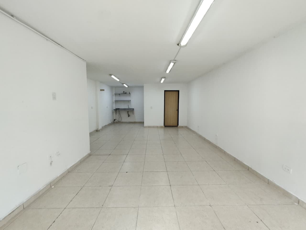 Local en arriendo en Itagui — foto 5 de 8