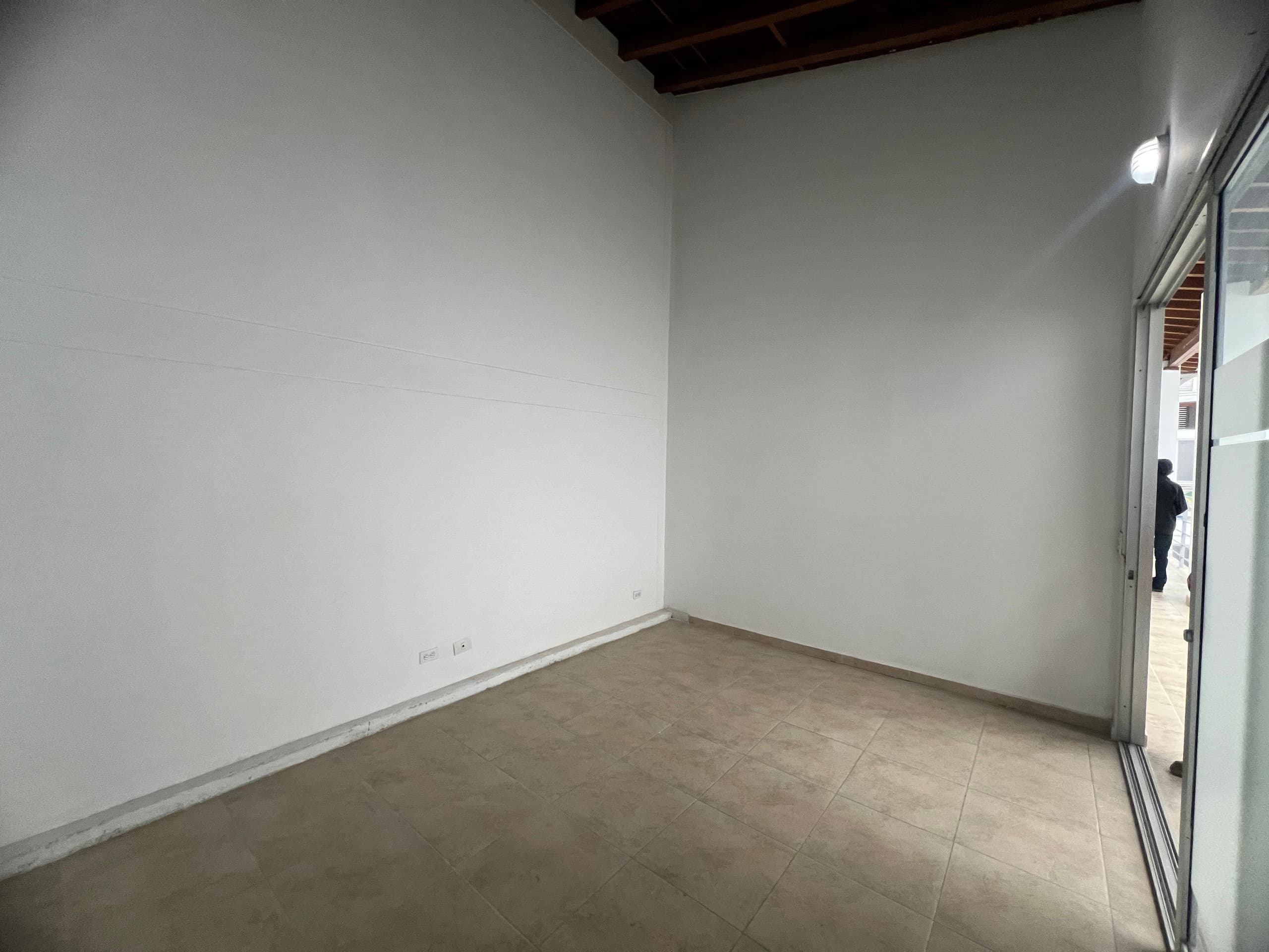 Local en arriendo en Caldas — foto 4 de 10