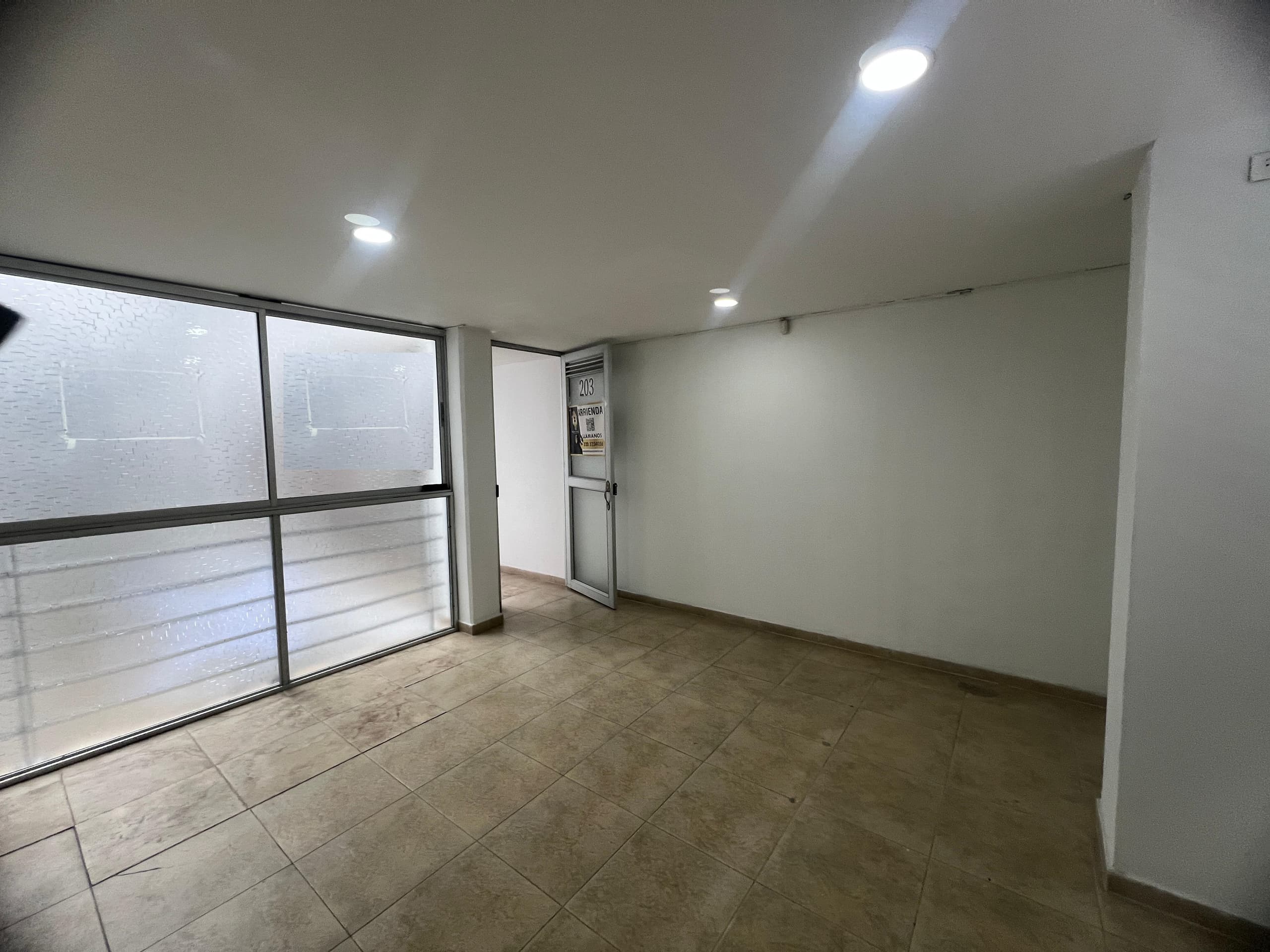 Local en arriendo en Caldas — foto 2 de 7