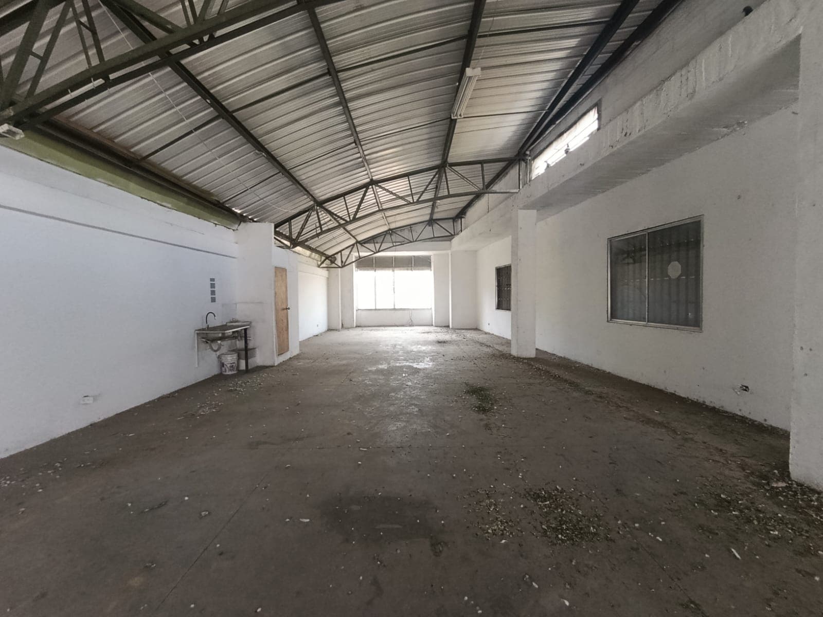 Bodega en arriendo en Niquia, Bello — foto 2 de 9