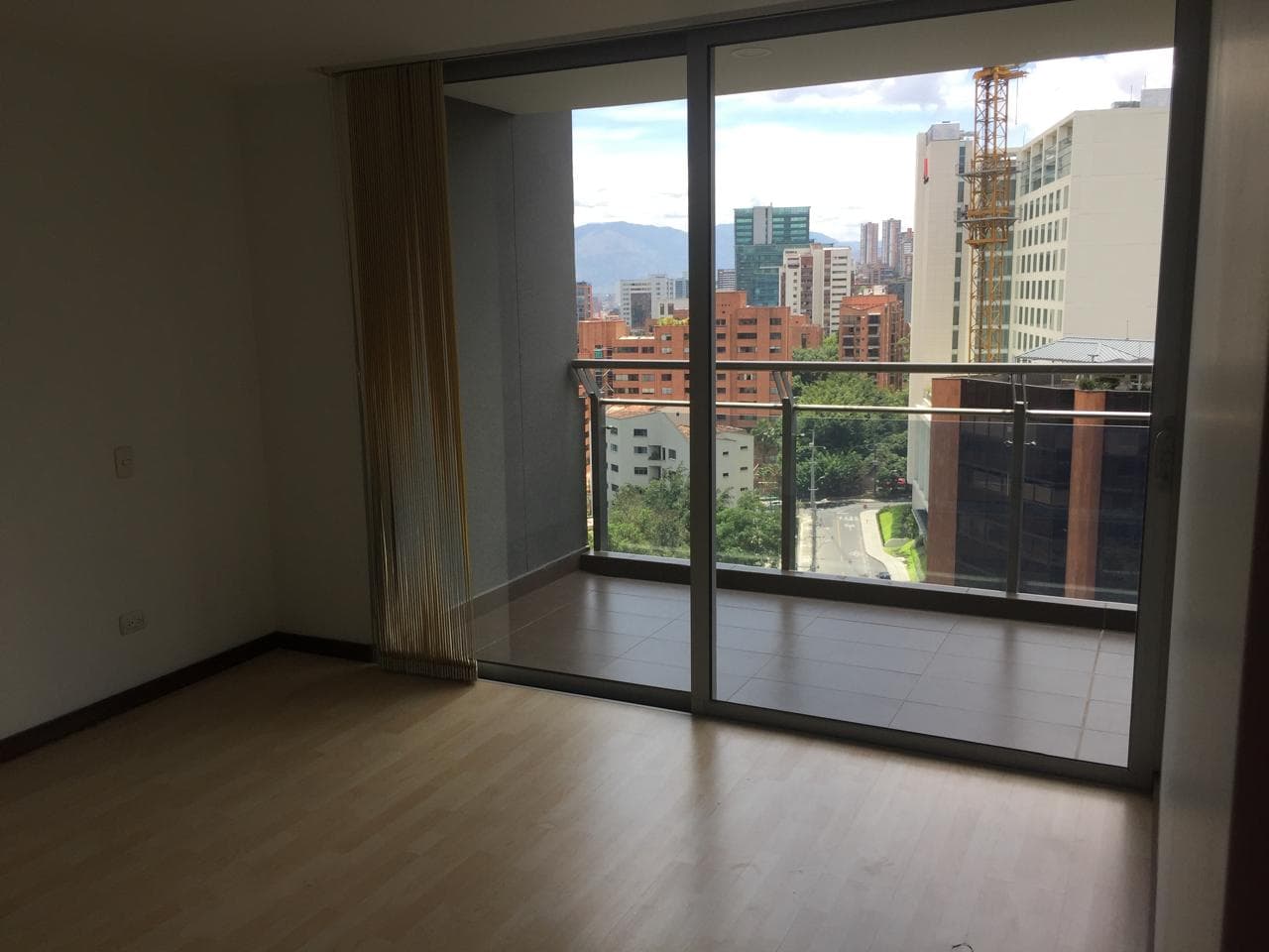 Apartamento en arriendo en Milla De Oro, El Poblado, Medellín — foto 2 de 11
