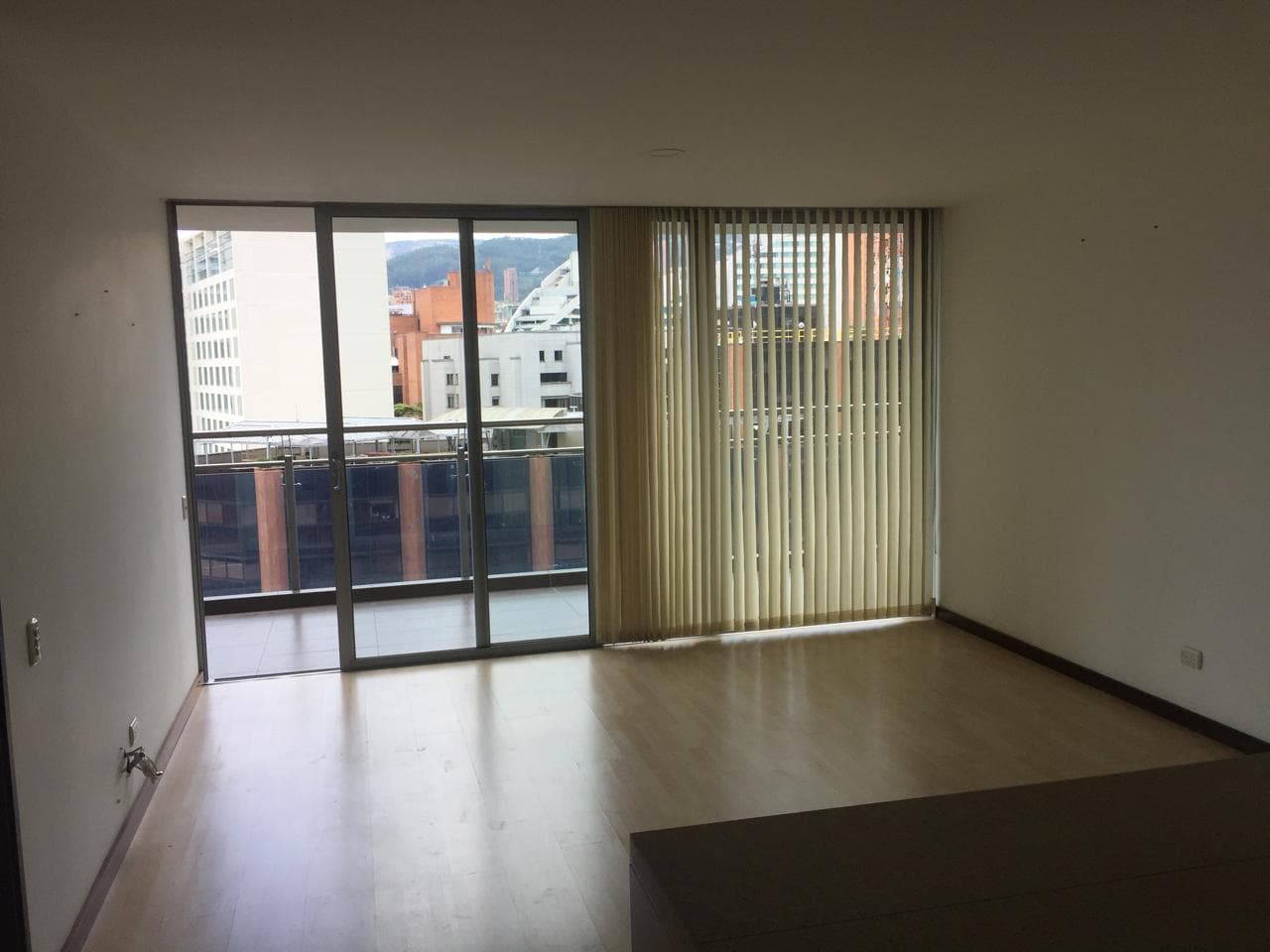 Apartamento en arriendo en Milla De Oro, El Poblado, Medellín — foto 3 de 11