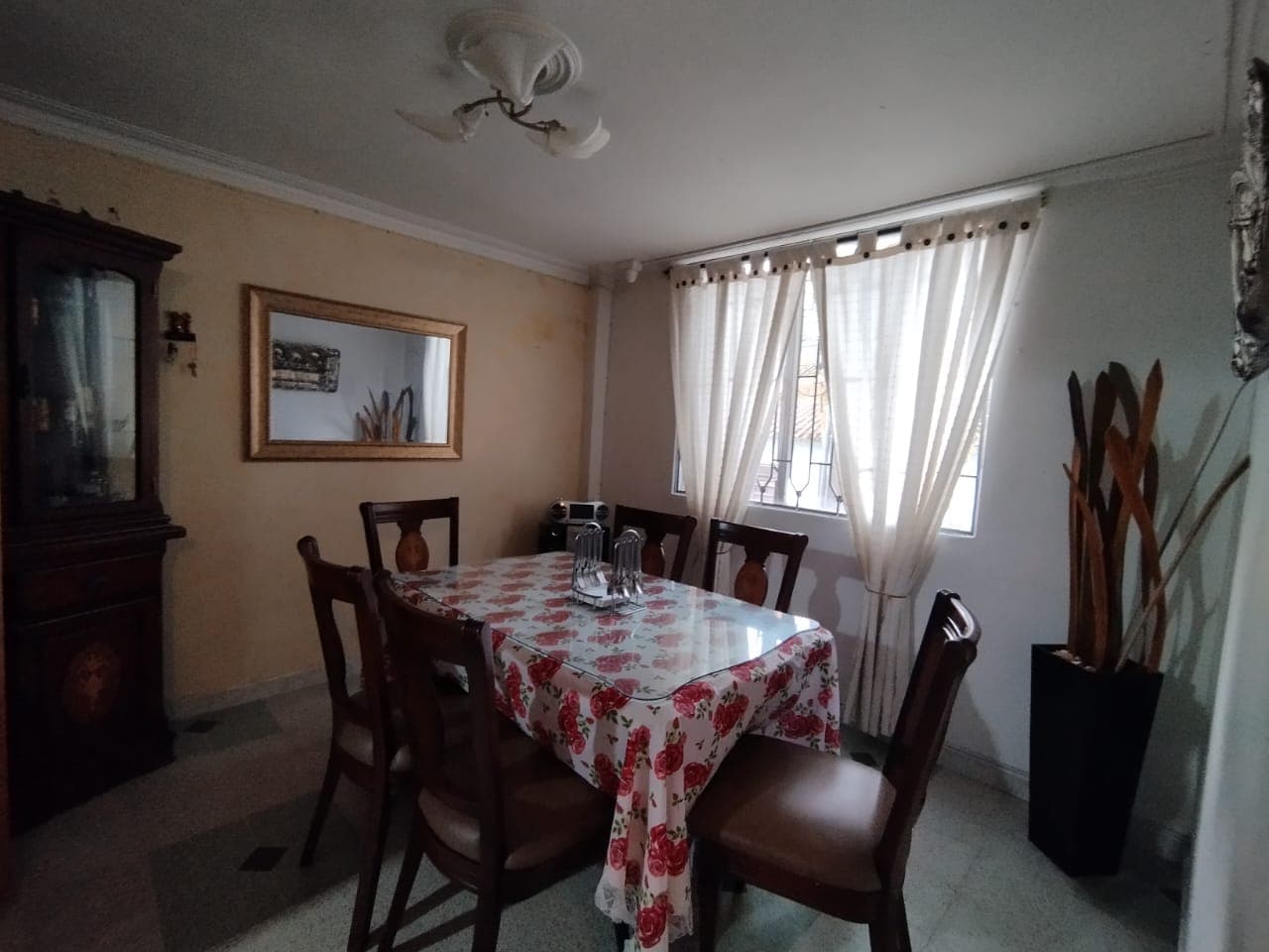 Casa Comercial en arriendo en Florida Nueva, Laureles, Medellín — foto 5 de 18