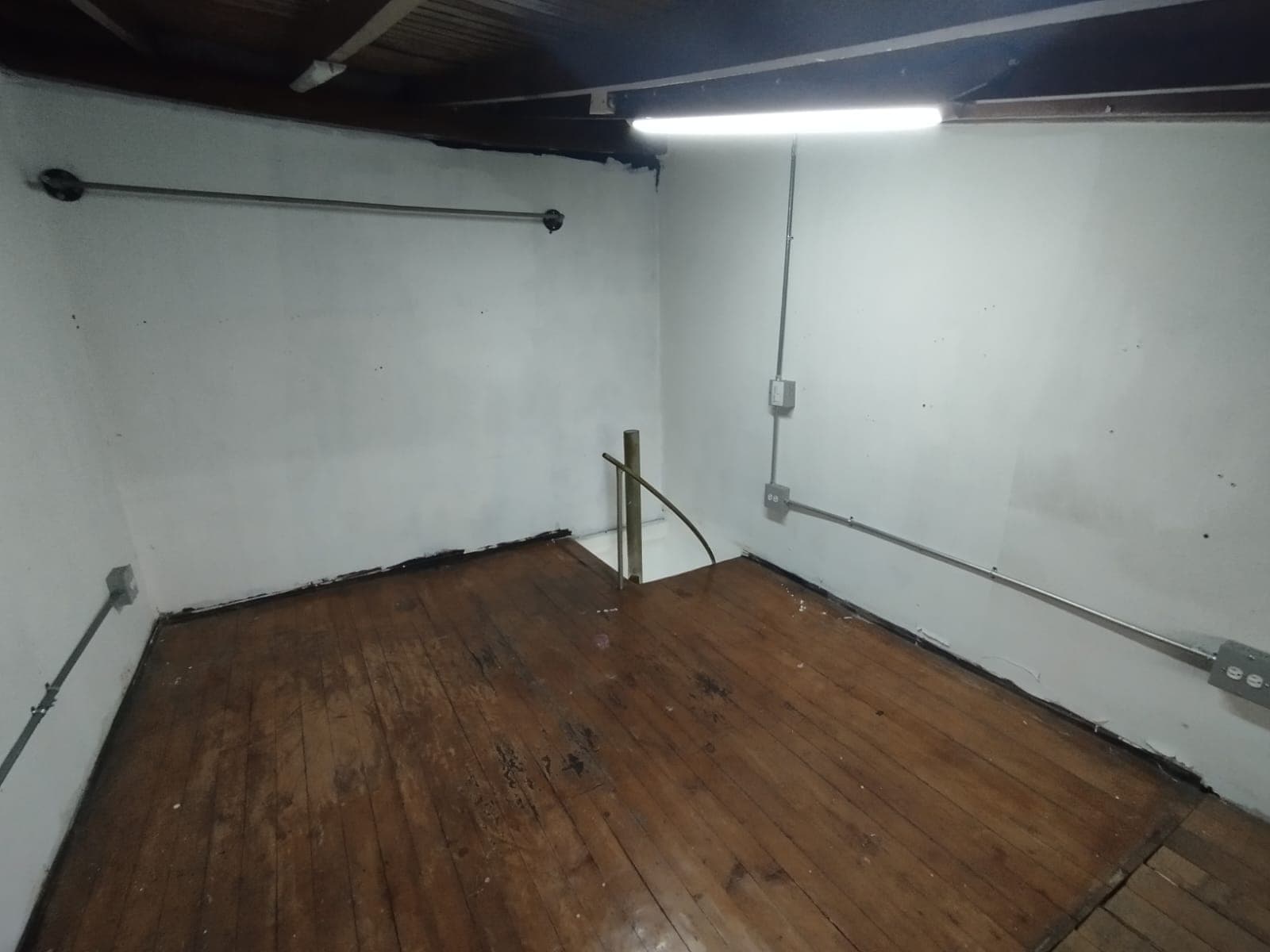 Local en arriendo en La Candelaria, Centro, Medellín — foto 4 de 8