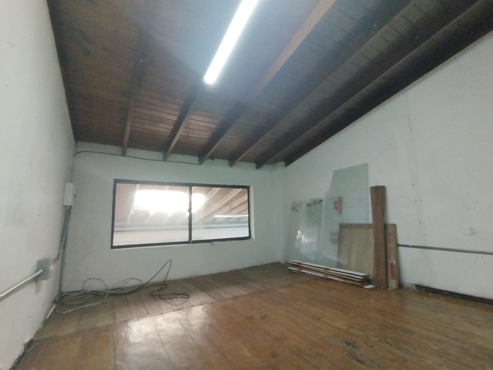 Local en arriendo en La Candelaria, Centro, Medellín — foto 3 de 6