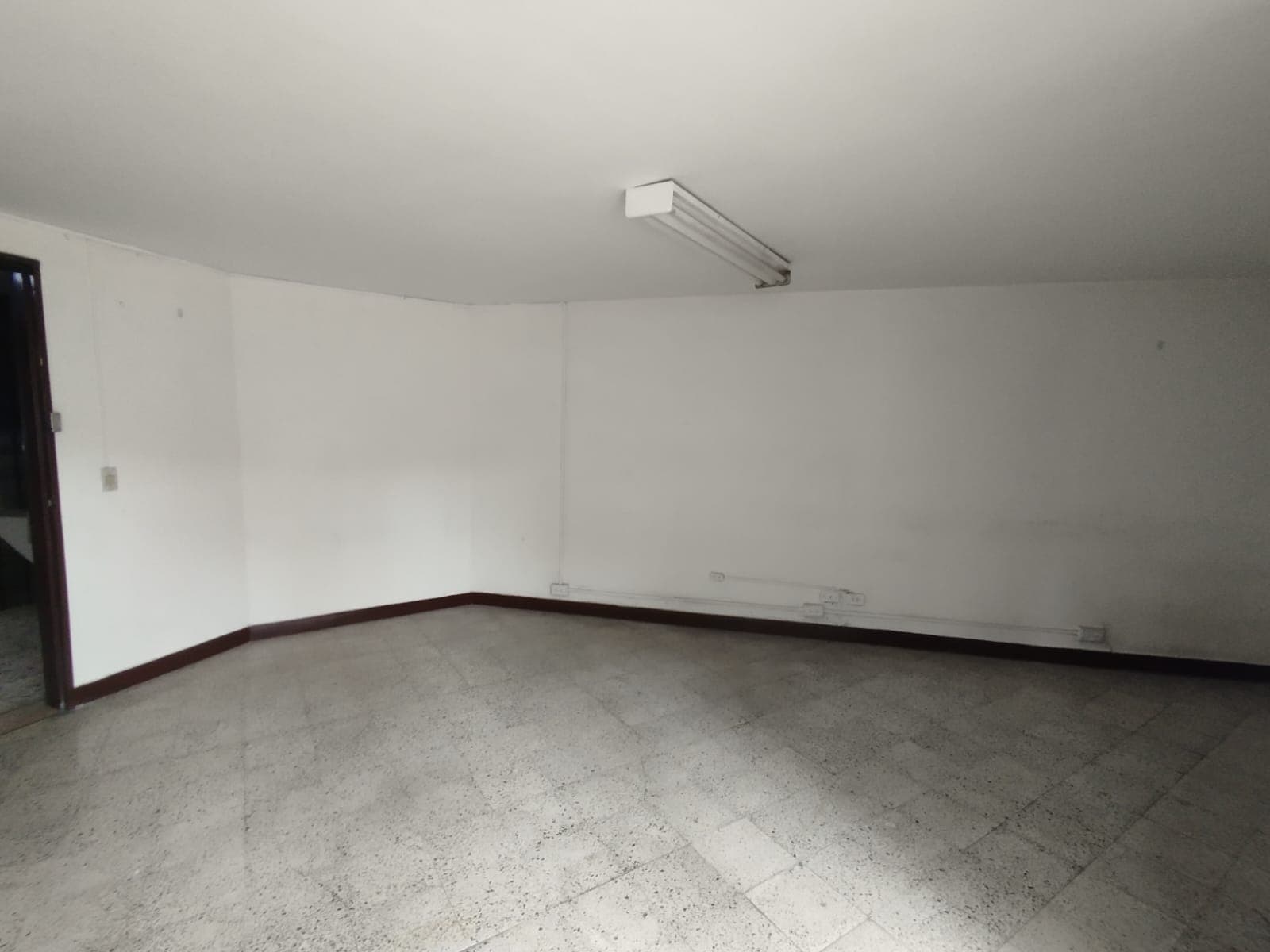Oficina en arriendo en La Candelaria, Centro, Medellín — foto 5 de 10