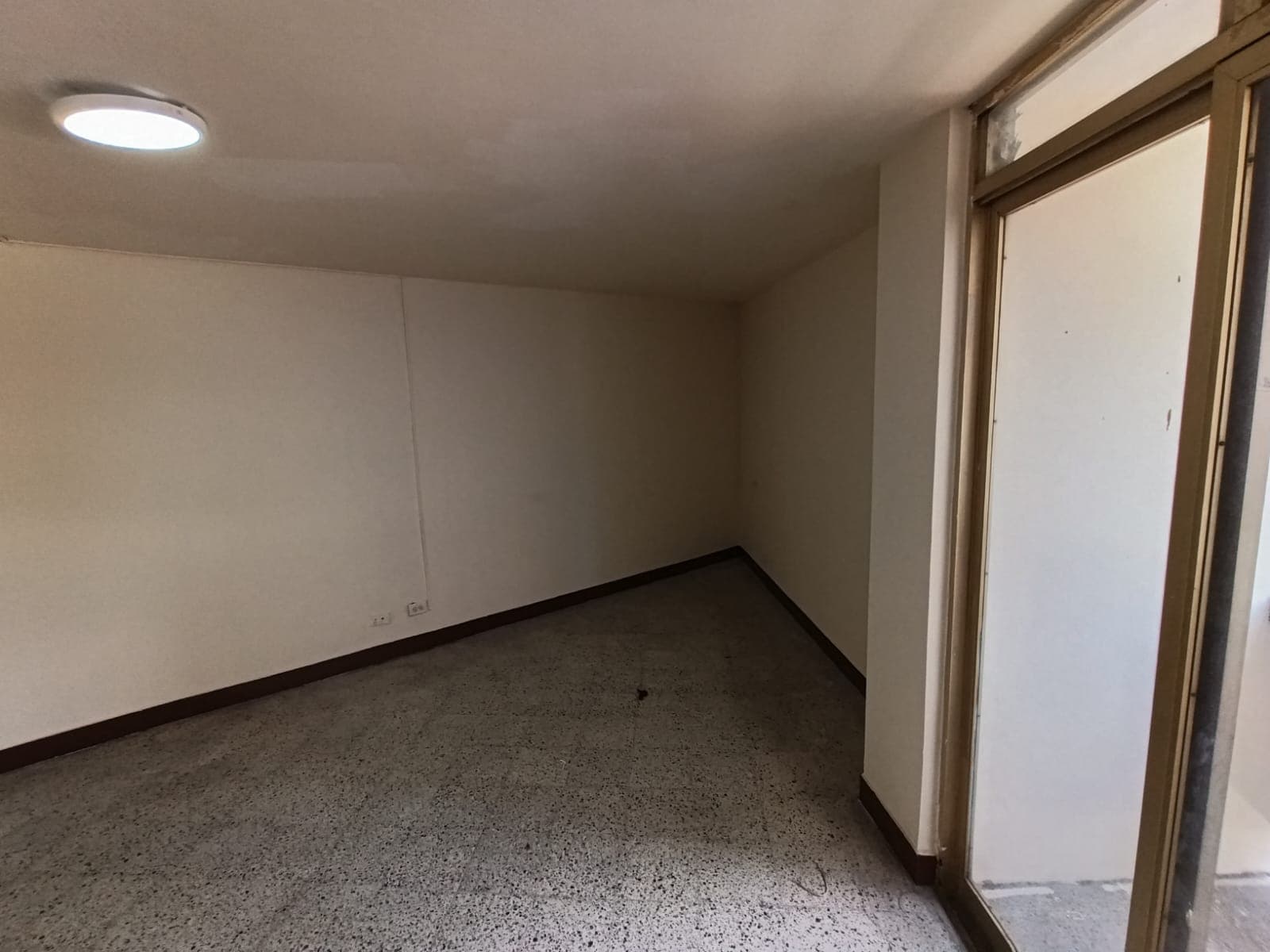 Oficina en arriendo en La Candelaria, Centro, Medellín — foto 4 de 10
