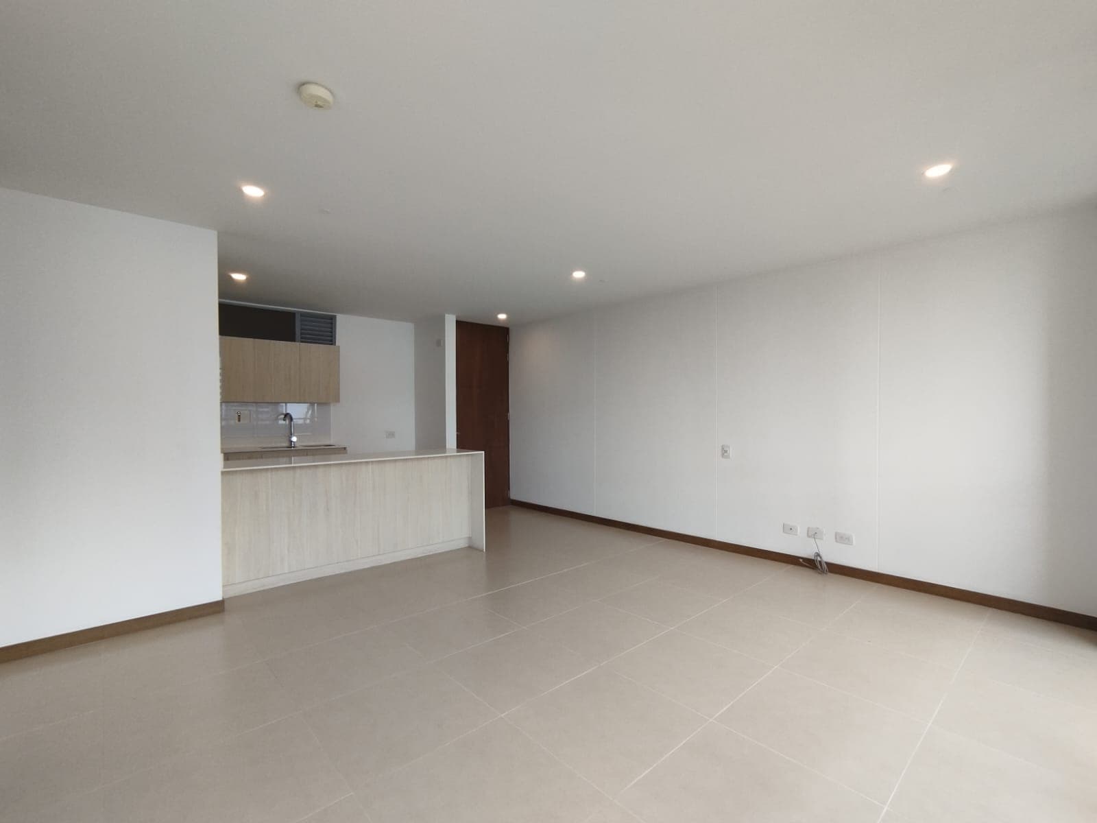 Apartaestudio en arriendo en La Visitacion Los Gonzalez, El Poblado, Medellín — foto 3 de 17