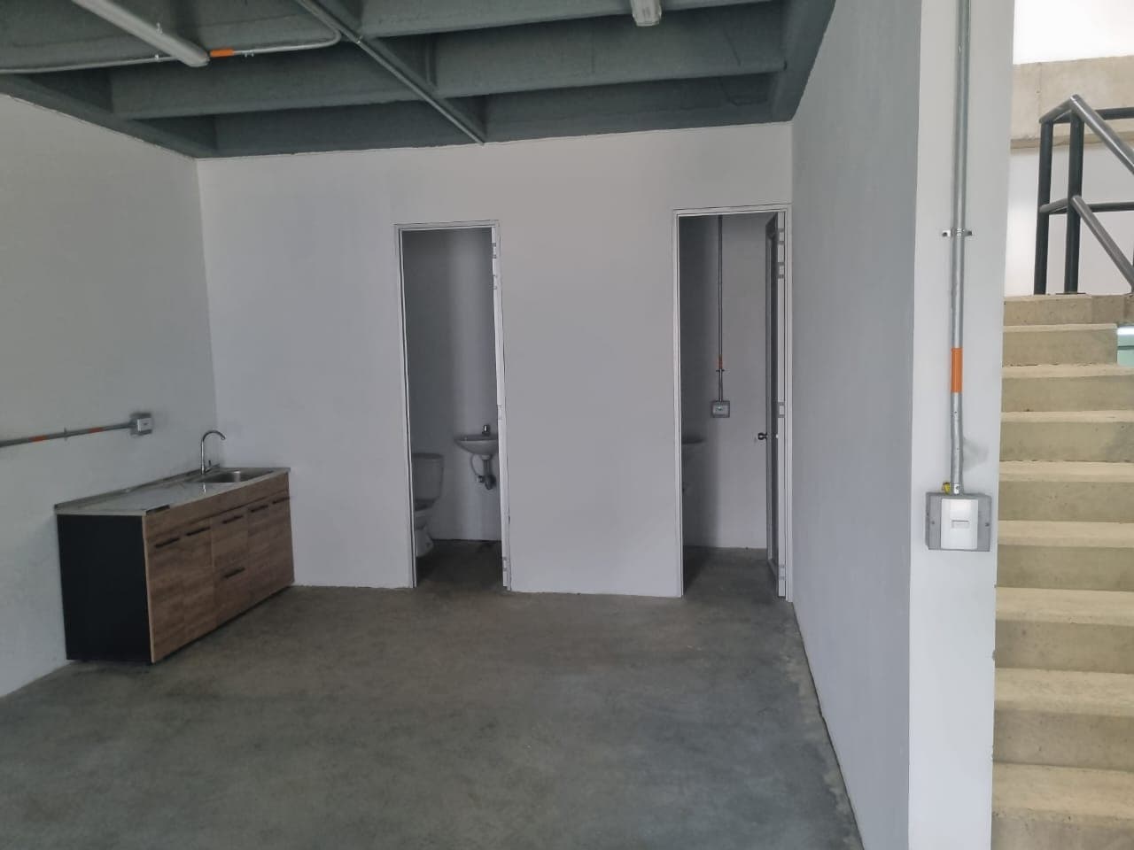 Bodega en arriendo en Caldas — foto 2 de 6