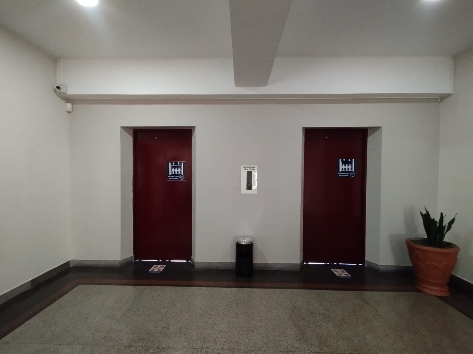Oficina en arriendo en La Candelaria, Centro, Medellín — foto 5 de 11