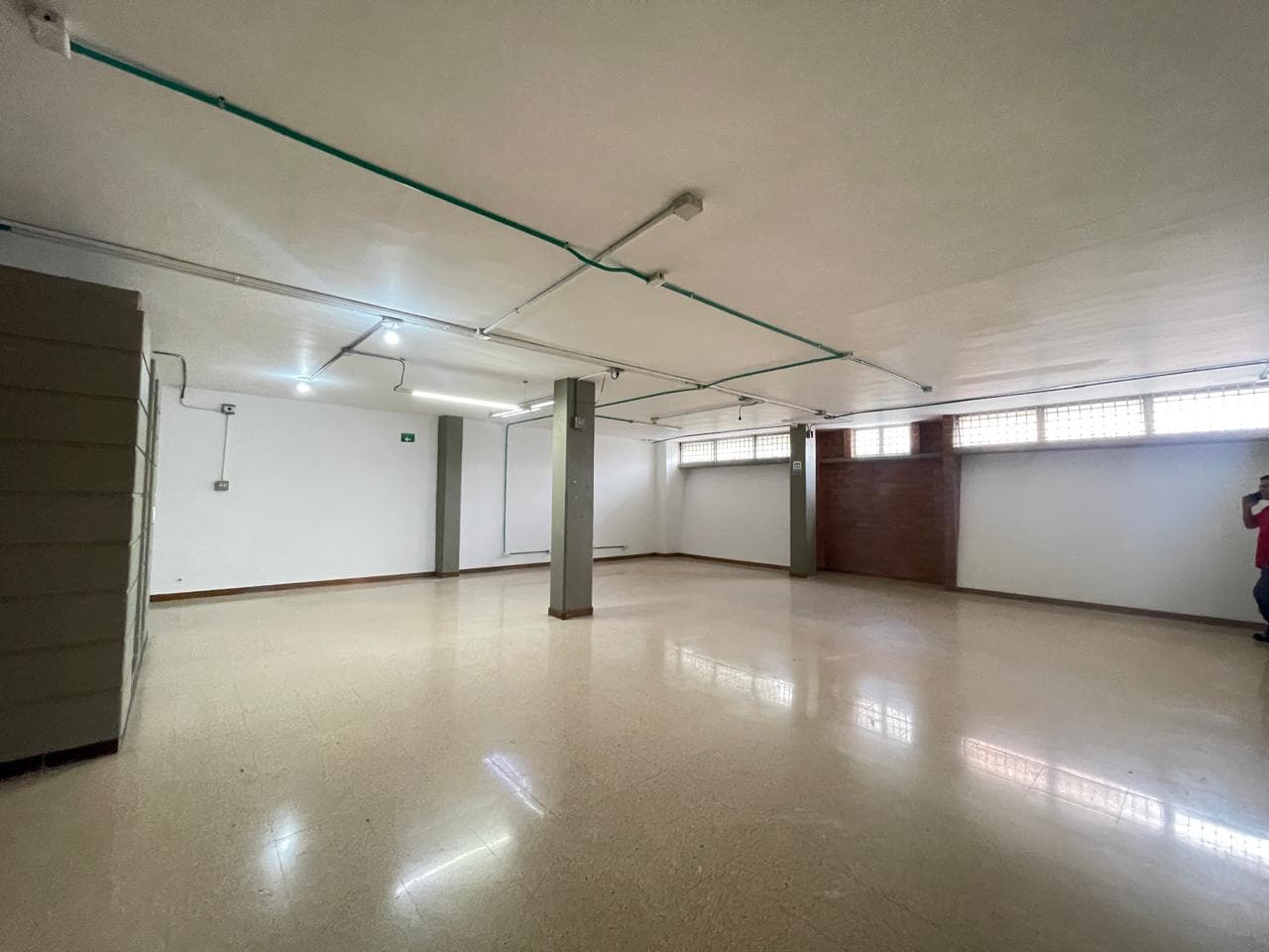 Oficina en arriendo en Rosales, Belen, Medellín — foto 1 de 10