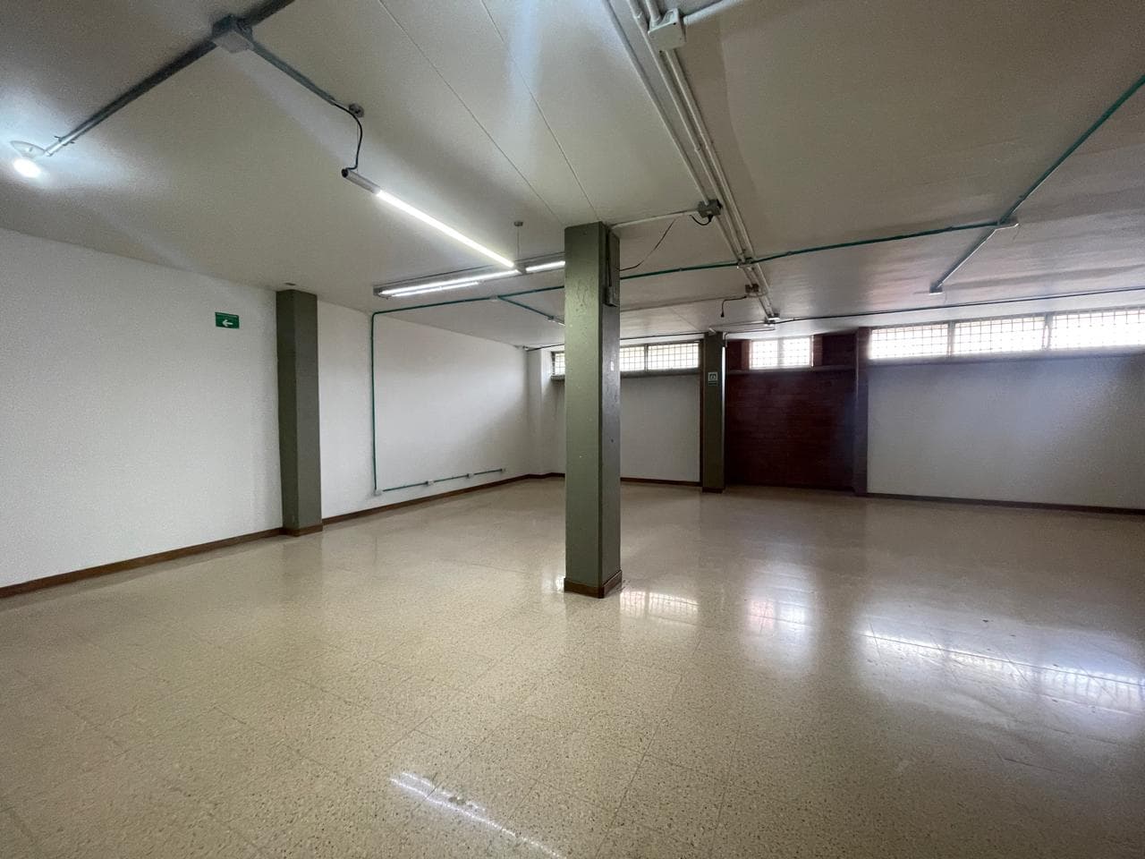 Oficina en arriendo en Rosales, Belen, Medellín — foto 2 de 10