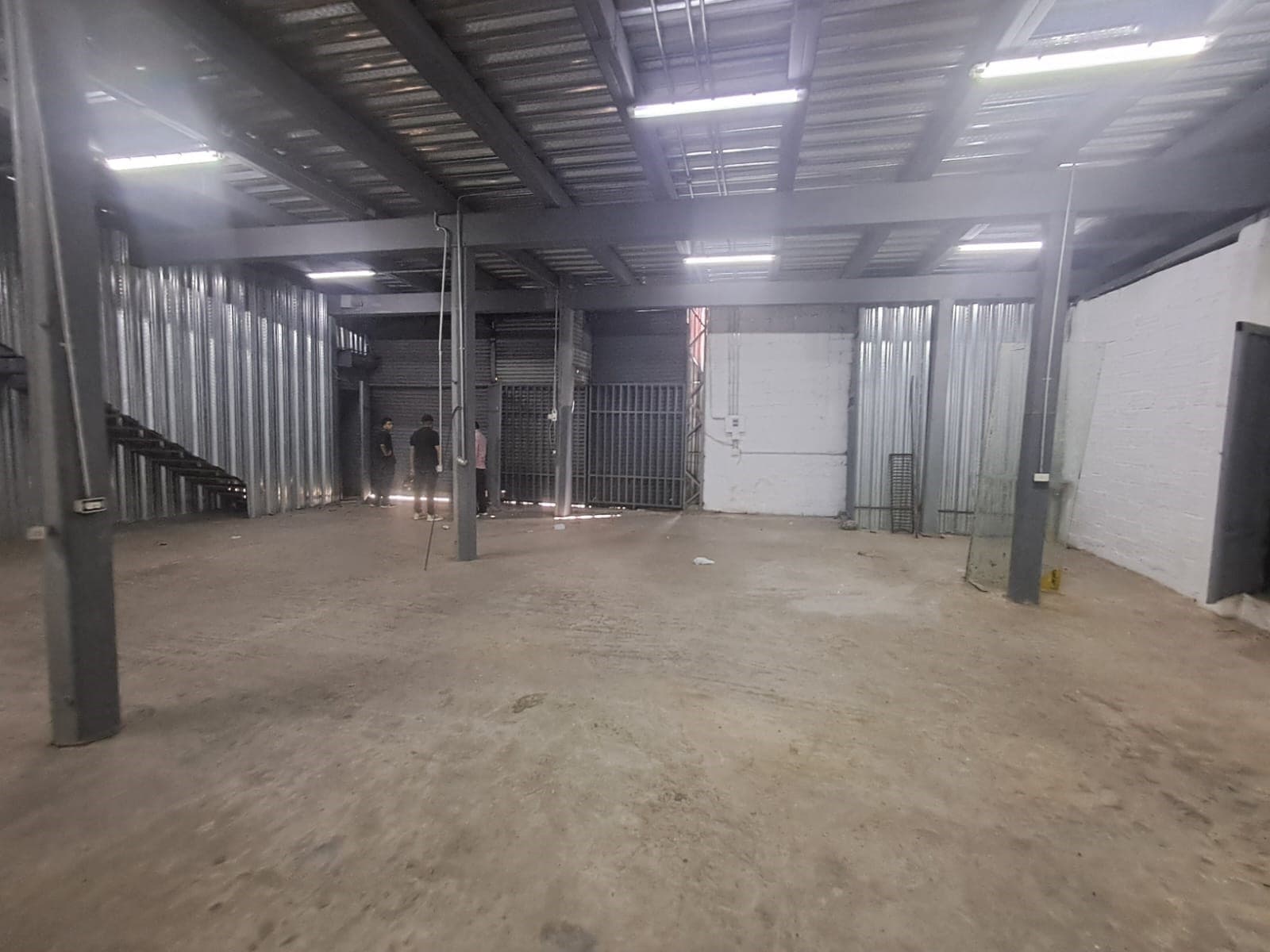 Bodega en arriendo en Las Palmas, Centro, Medellín — foto 1 de 8