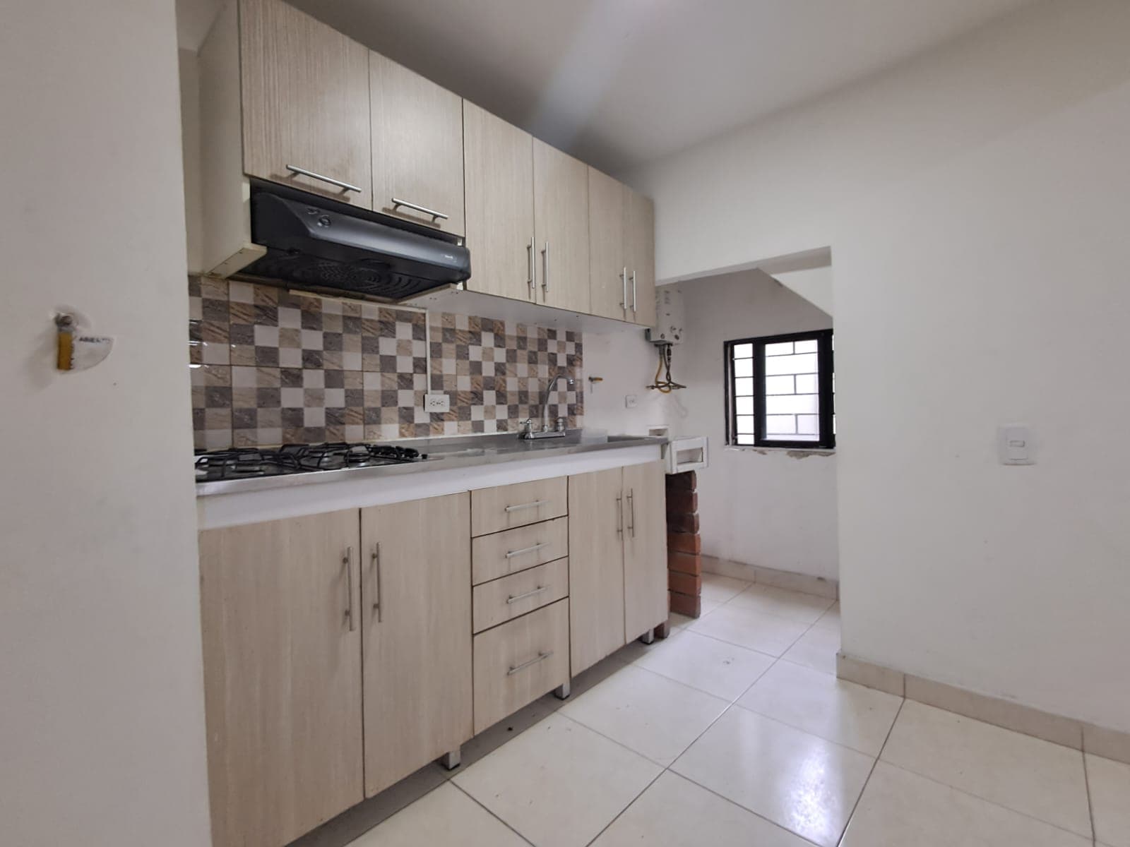 Apartamento en arriendo en Conquistadores, Laureles, Medellín — foto 3 de 16