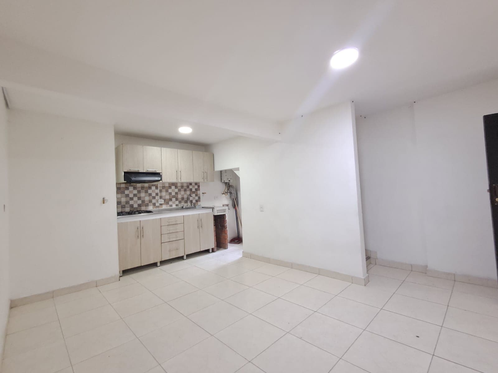 Apartamento en arriendo en Conquistadores, Laureles, Medellín — foto 5 de 16