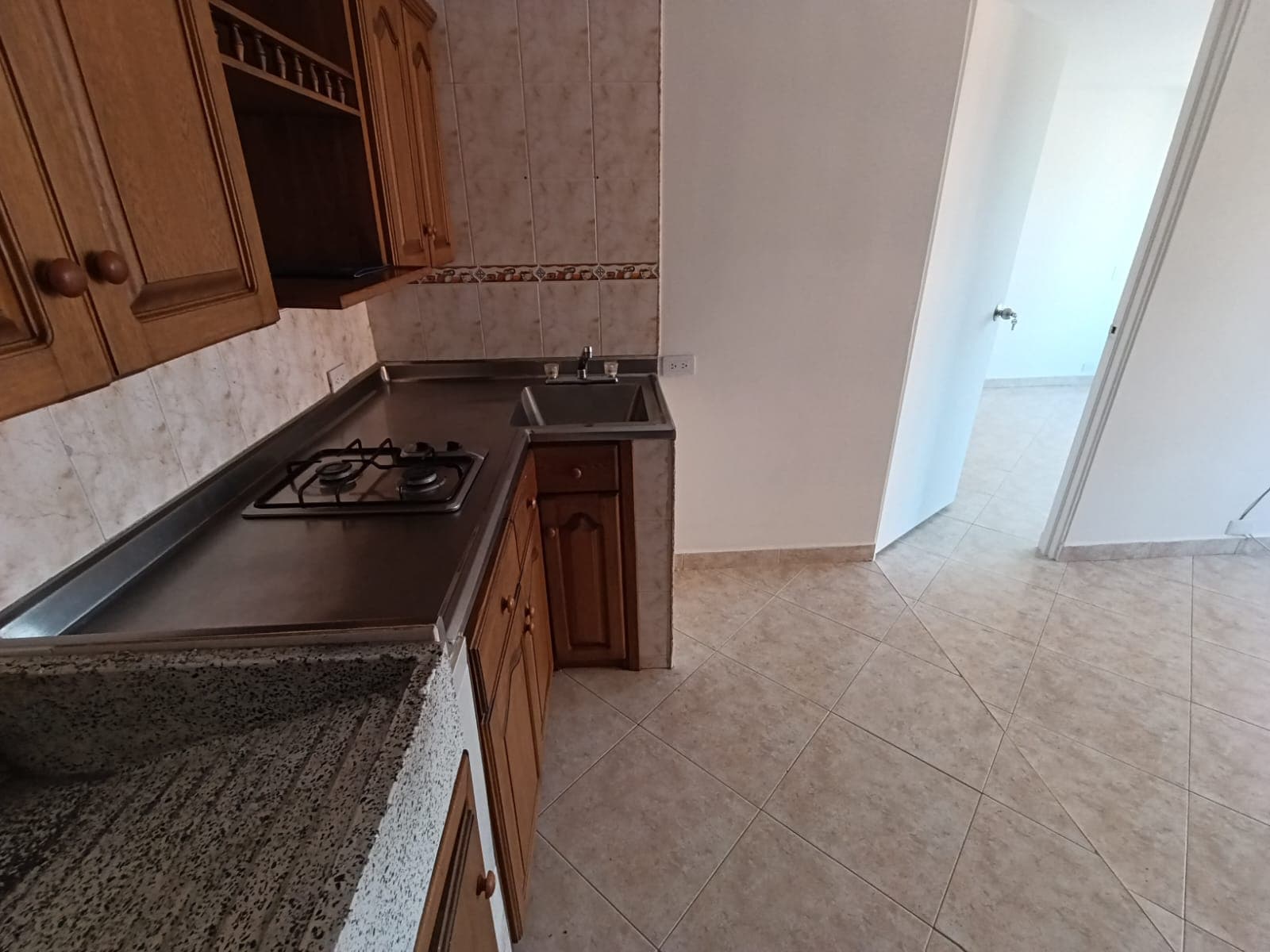 Apartaestudio en arriendo en Estadio, Laureles, Medellín — foto 3 de 13