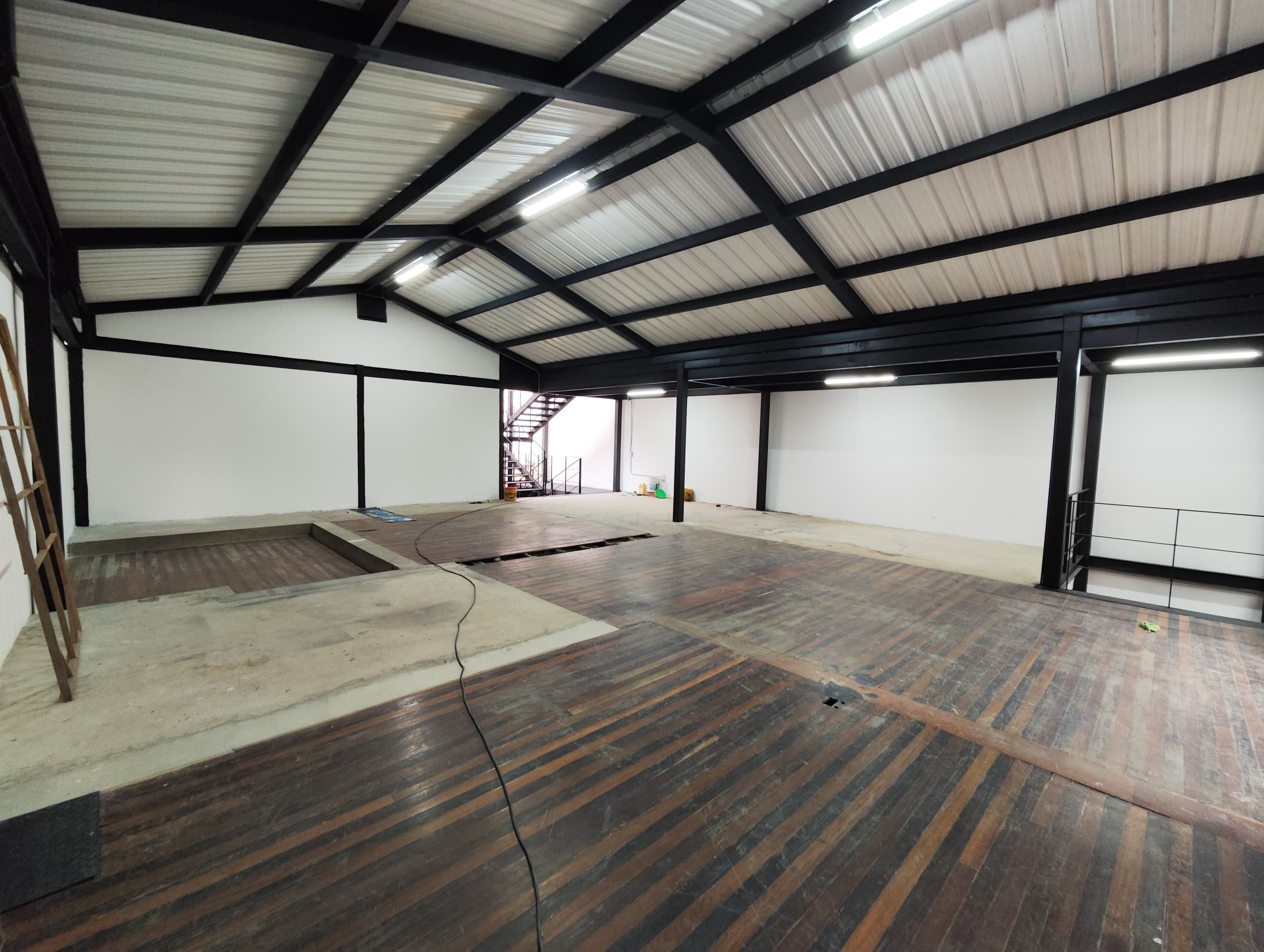 Local en arriendo en Laureles, Medellín — foto 5 de 16