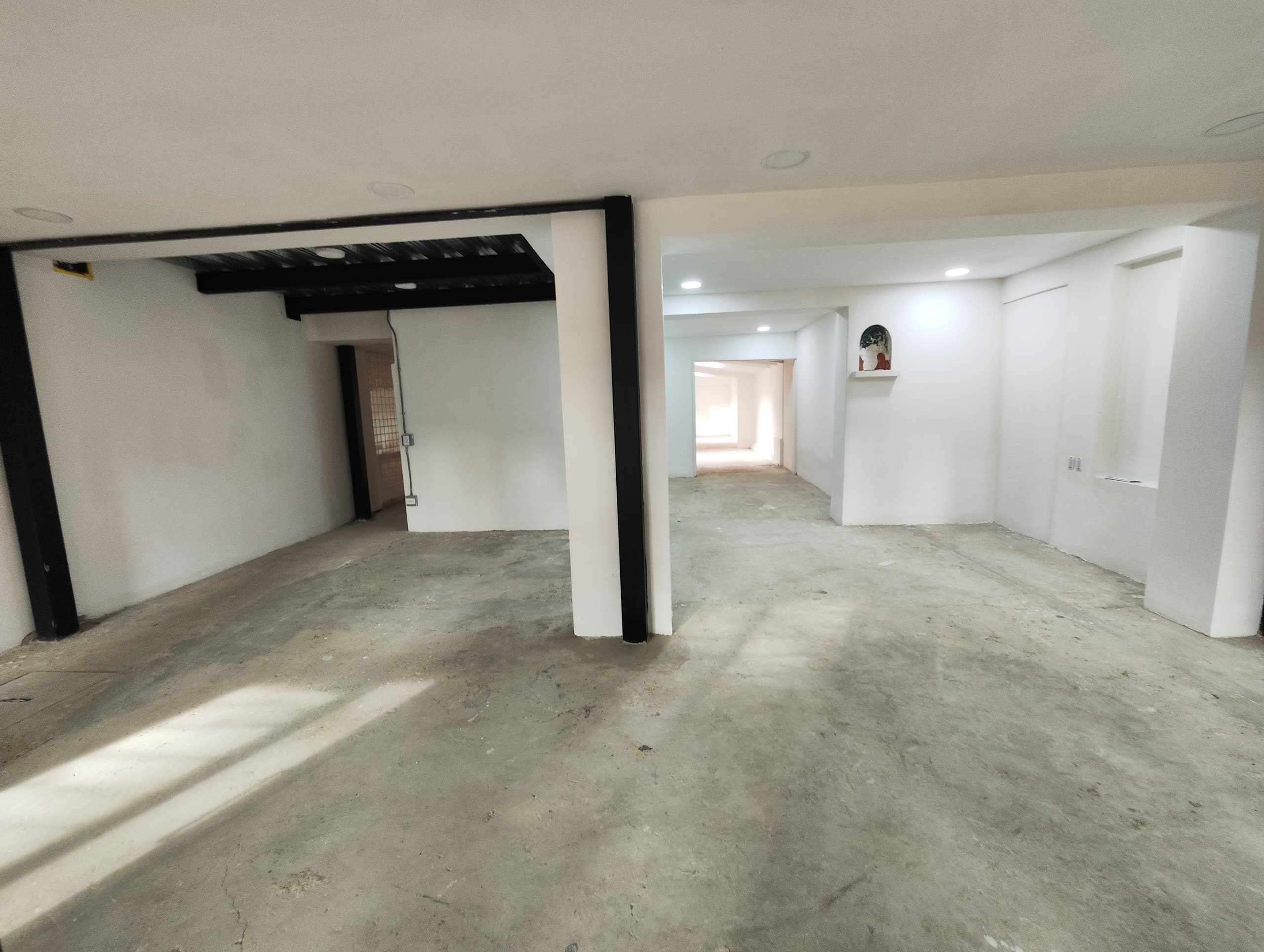Local en arriendo en Laureles, Medellín — foto 2 de 11