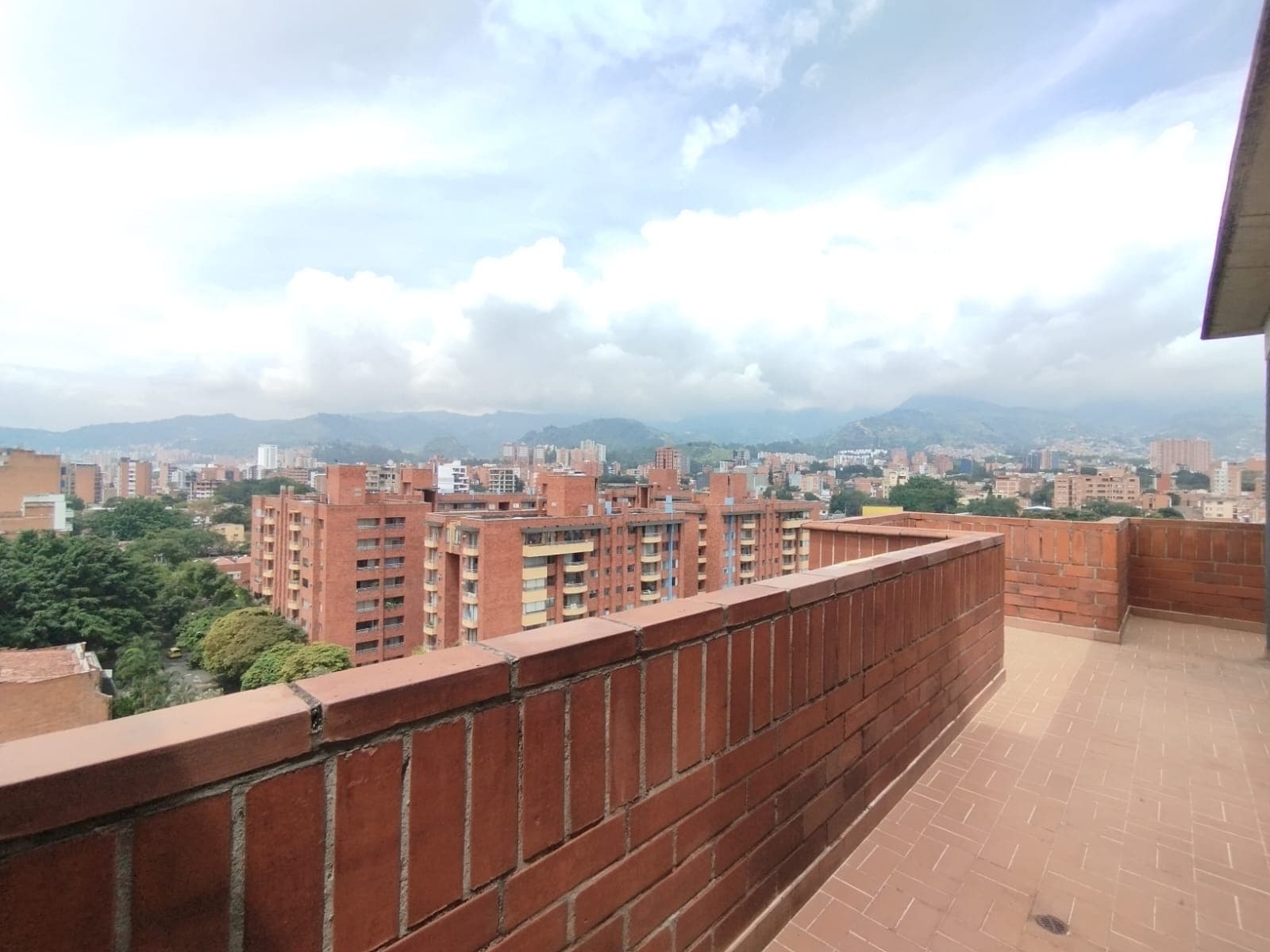 Apartamento en arriendo en Laureles, Medellín — foto 5 de 20