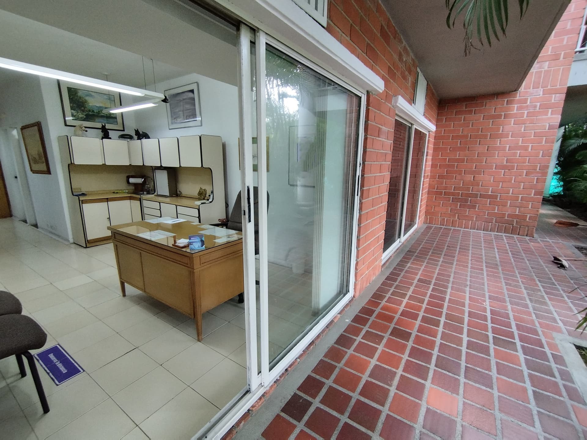 Oficina en arriendo en Milla De Oro, El Poblado, Medellín — foto 1 de 12