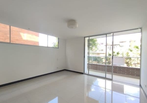Apartamento en arriendo en Zuñiga, Envigado — foto 1 de 17