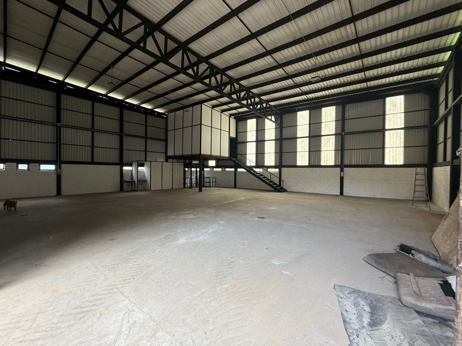 Bodega en arriendo en Caldas — foto 1 de 11