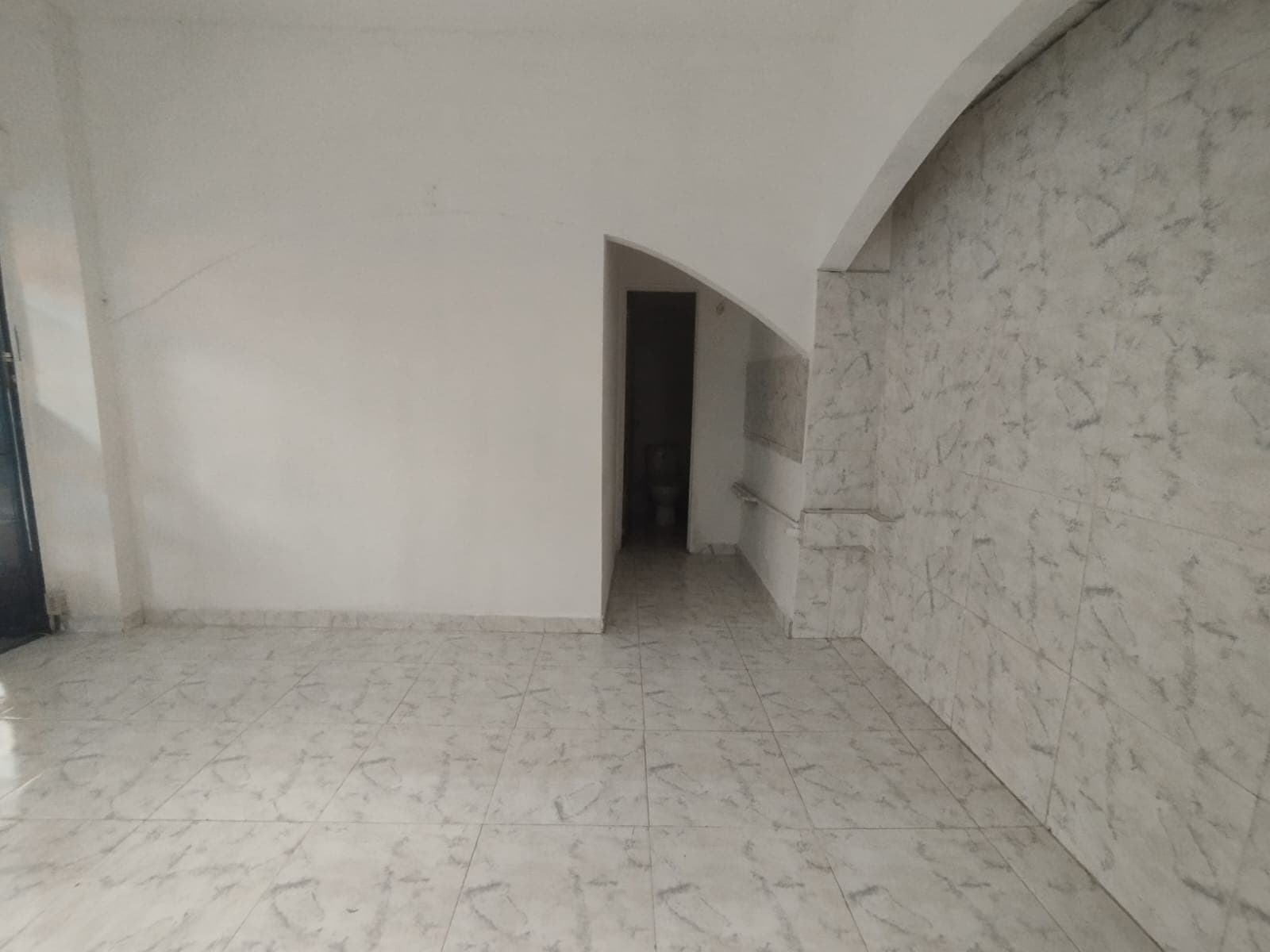 Local en arriendo en La Candelaria, Centro, Medellín — foto 1 de 8