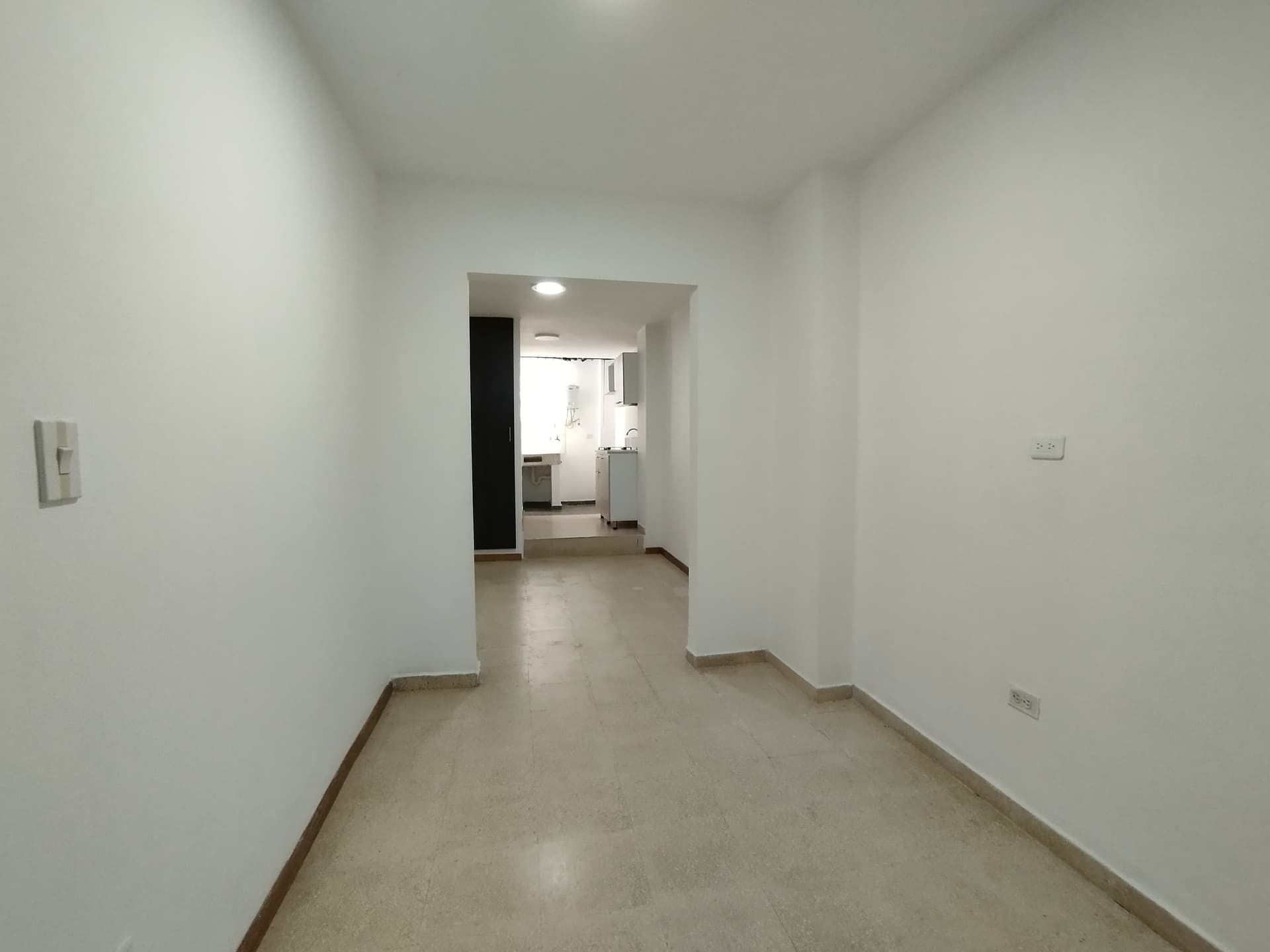 Oficina en arriendo en La Magnolia, Envigado — foto 1 de 8