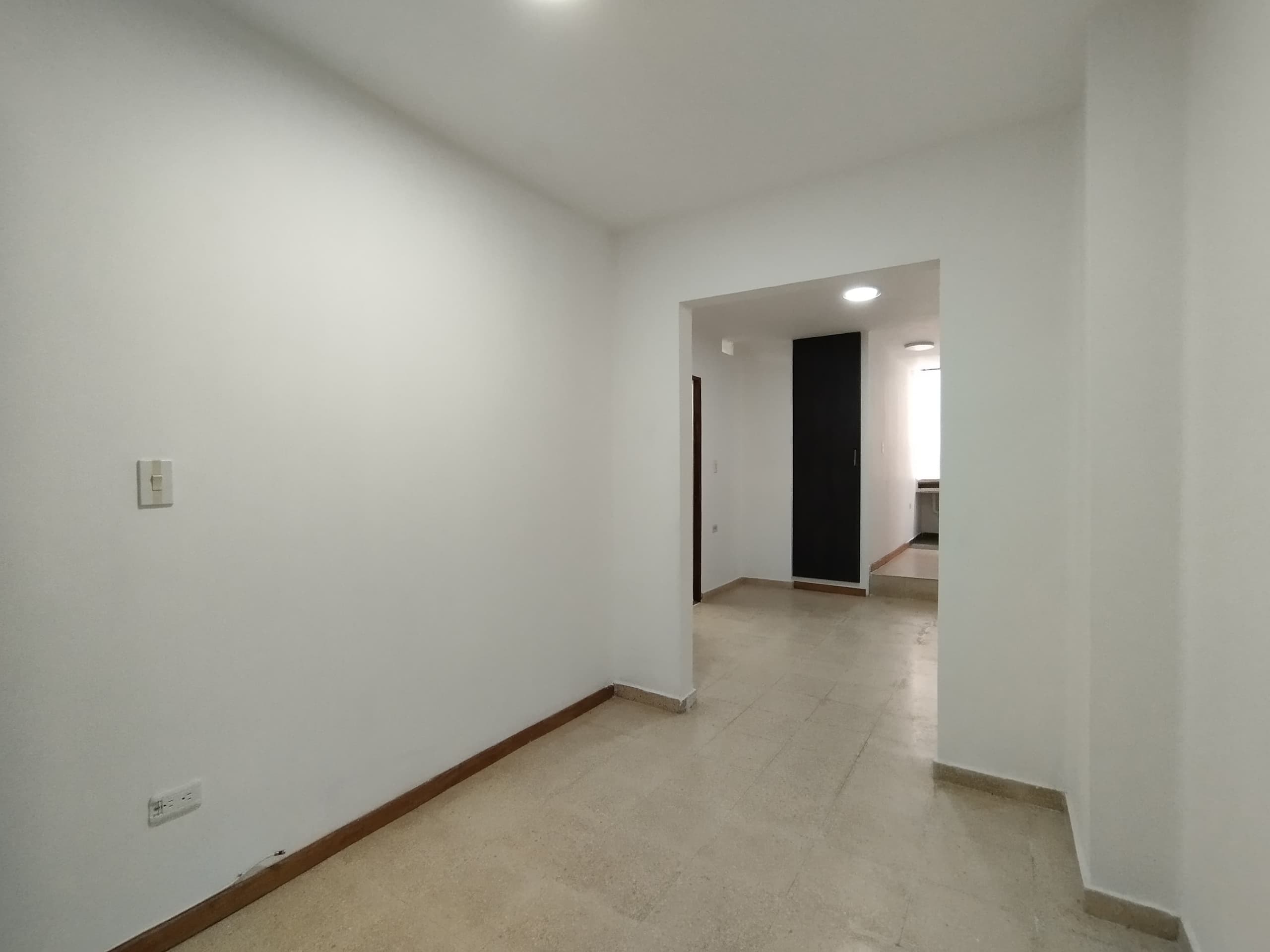 Oficina en arriendo en La Magnolia, Envigado — foto 2 de 8