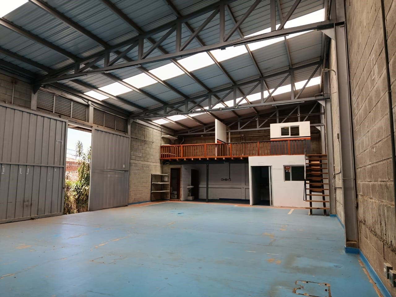 Local en arriendo en El Carmen De Viboral — foto 1 de 17