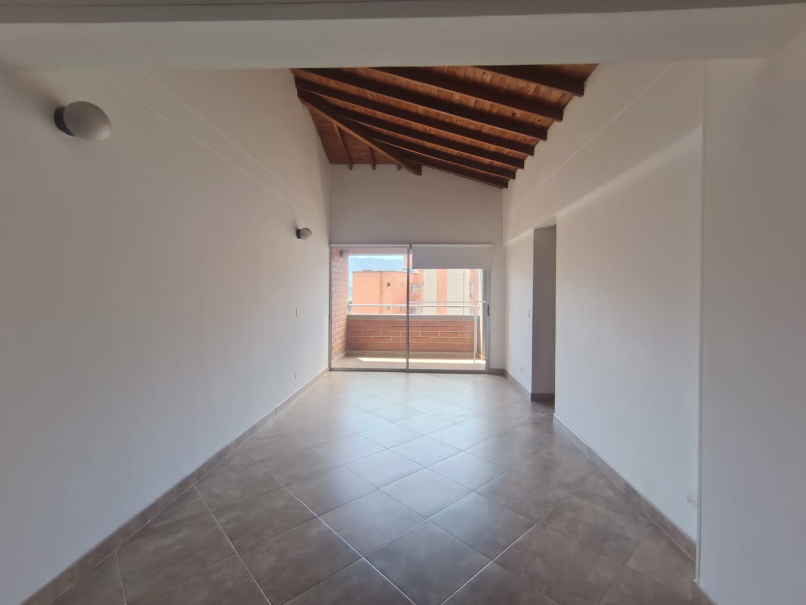 Apartamento en arriendo en La Palma, Belen, Medellín — foto 3 de 20