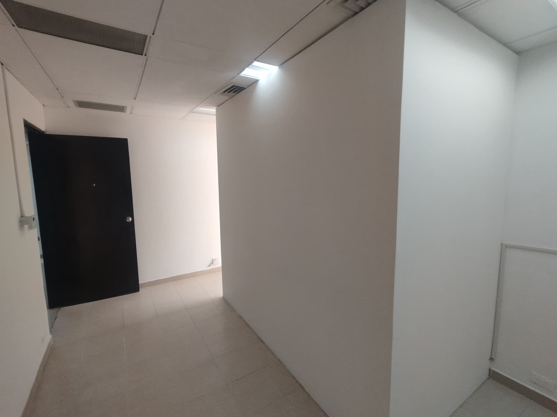 Oficina en arriendo en San Diego, El Poblado, Medellín — foto 1 de 8