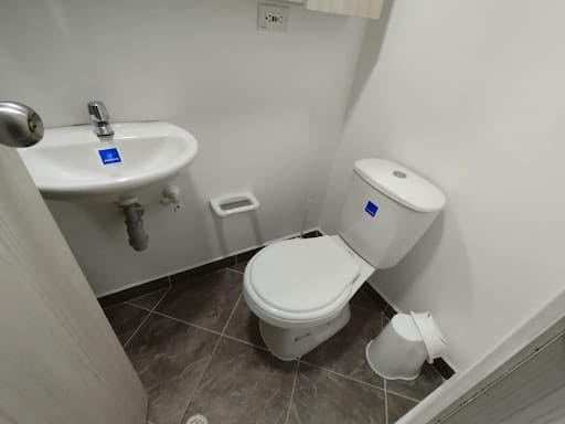 Apartaestudio en arriendo en El Nogal Los Almendros, Belen, Medellín — foto 4 de 11